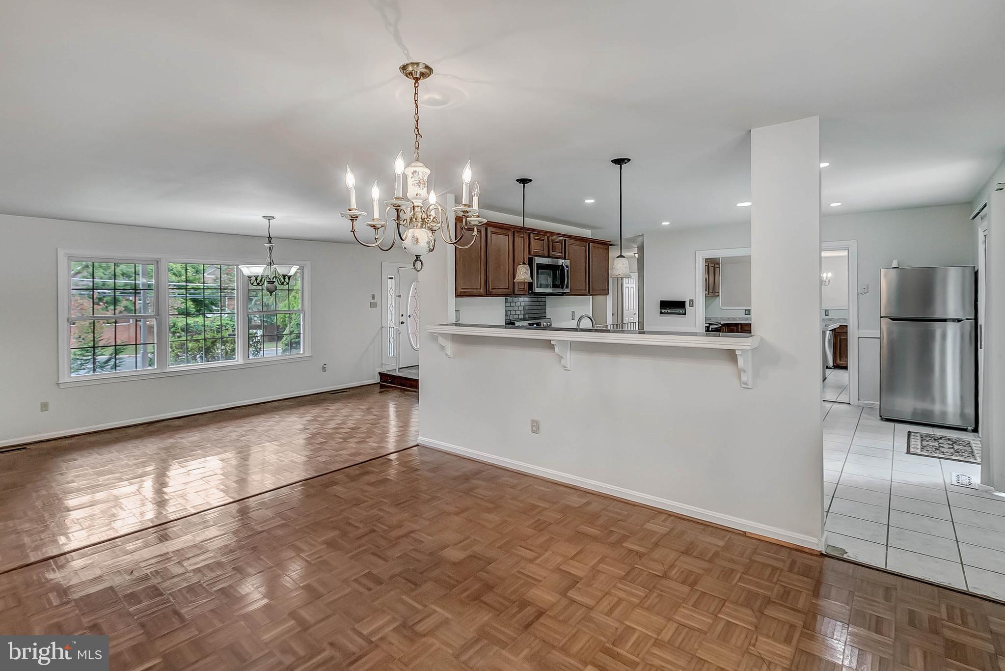 TANTALLON HILLS - Residential