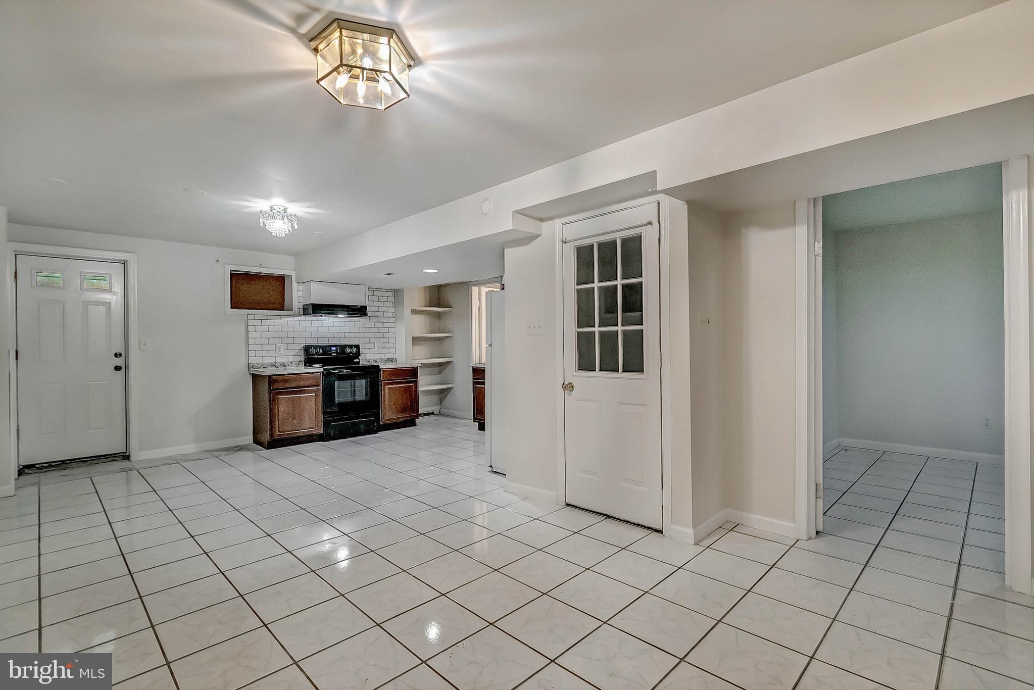 TANTALLON HILLS - Residential