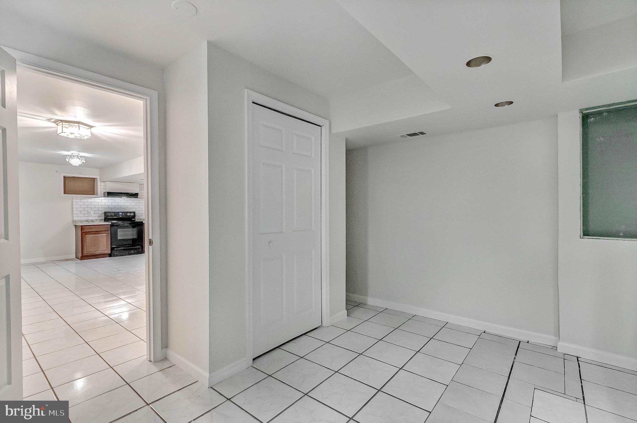 TANTALLON HILLS - Residential