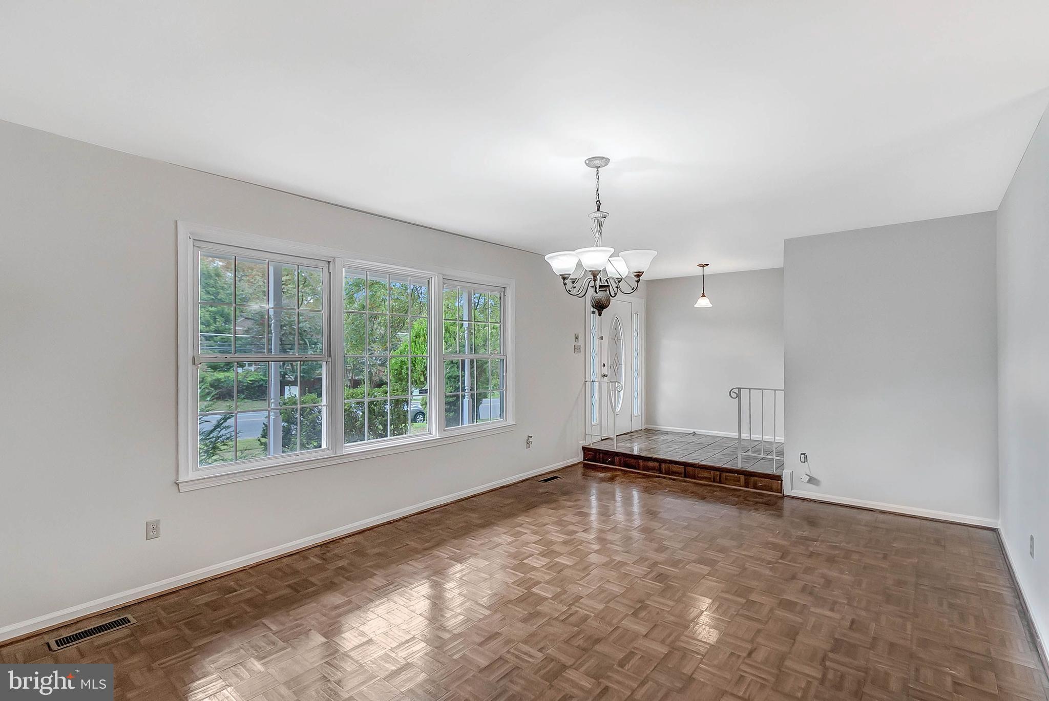 TANTALLON HILLS - Residential