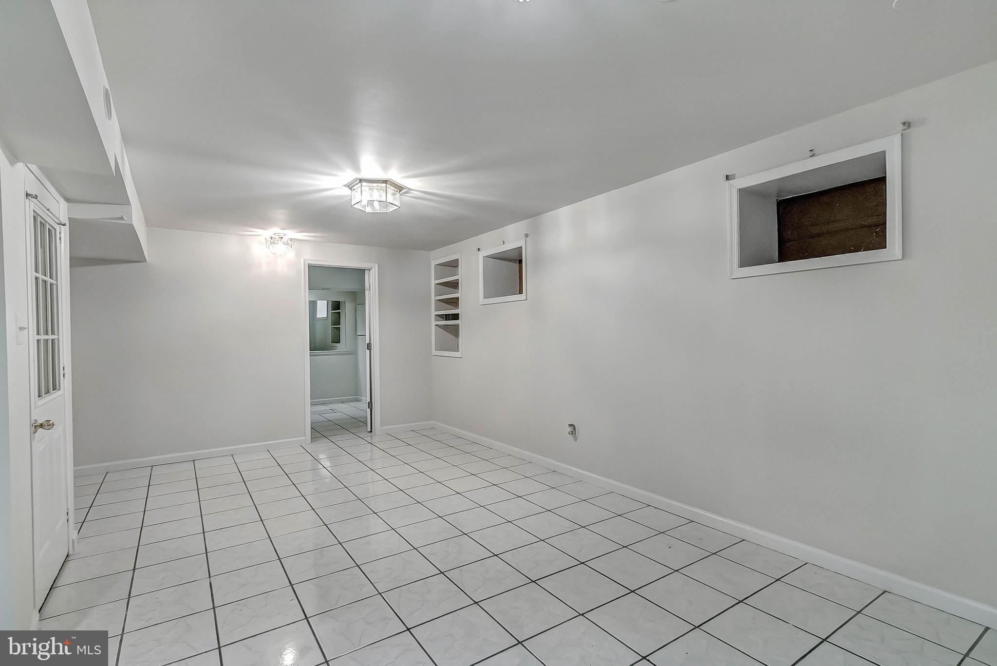 TANTALLON HILLS - Residential