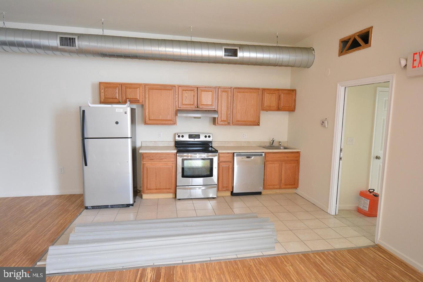 511 CONARROE STREET REAR