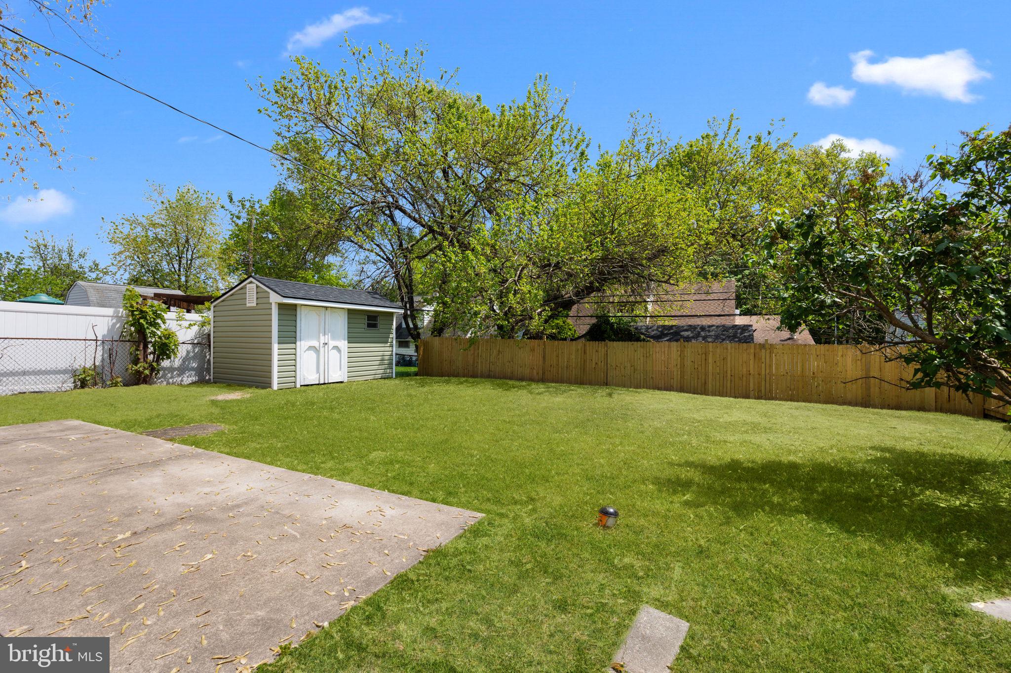 VIOLET WOOD - Residential