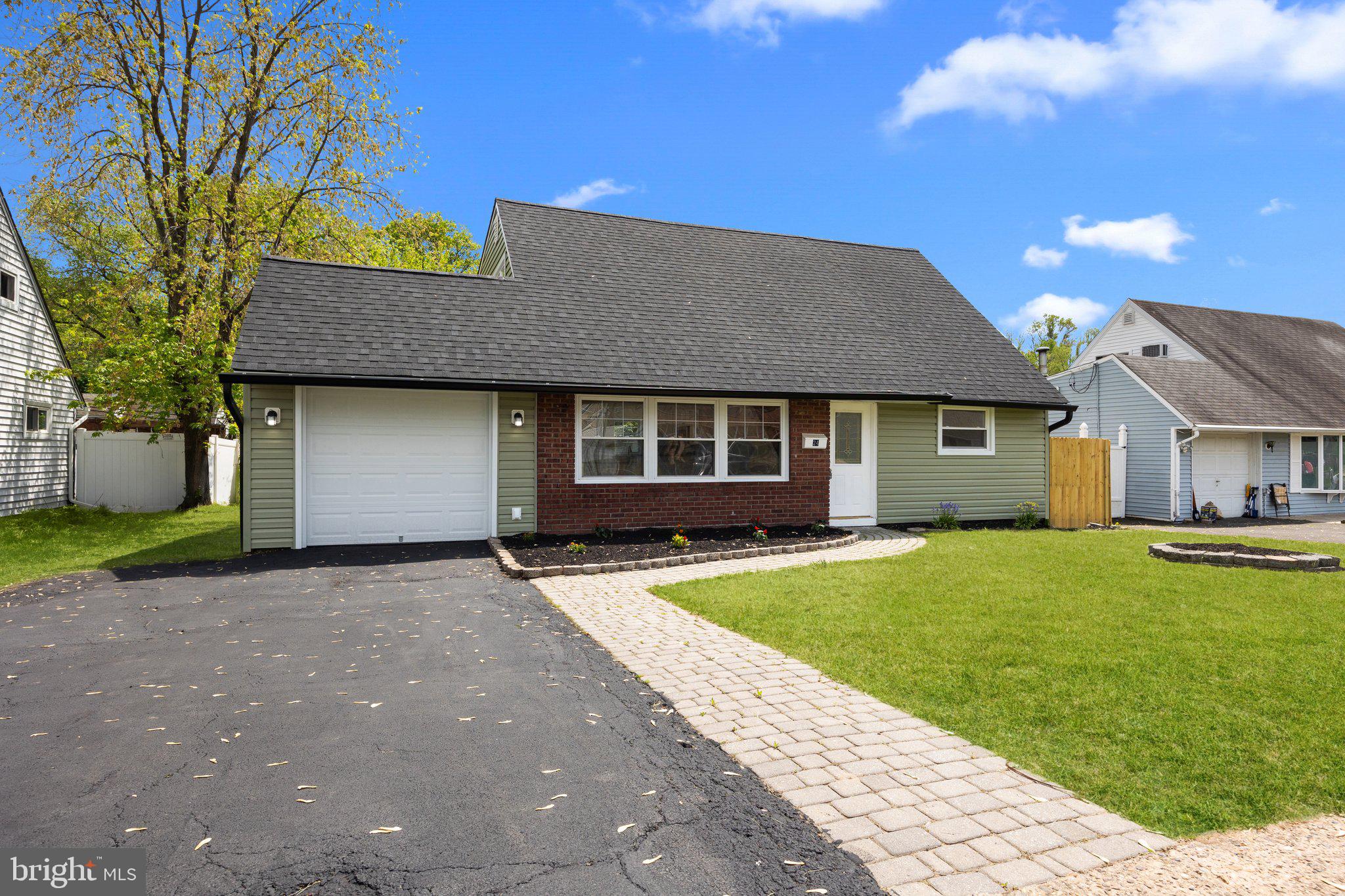 VIOLET WOOD - Residential