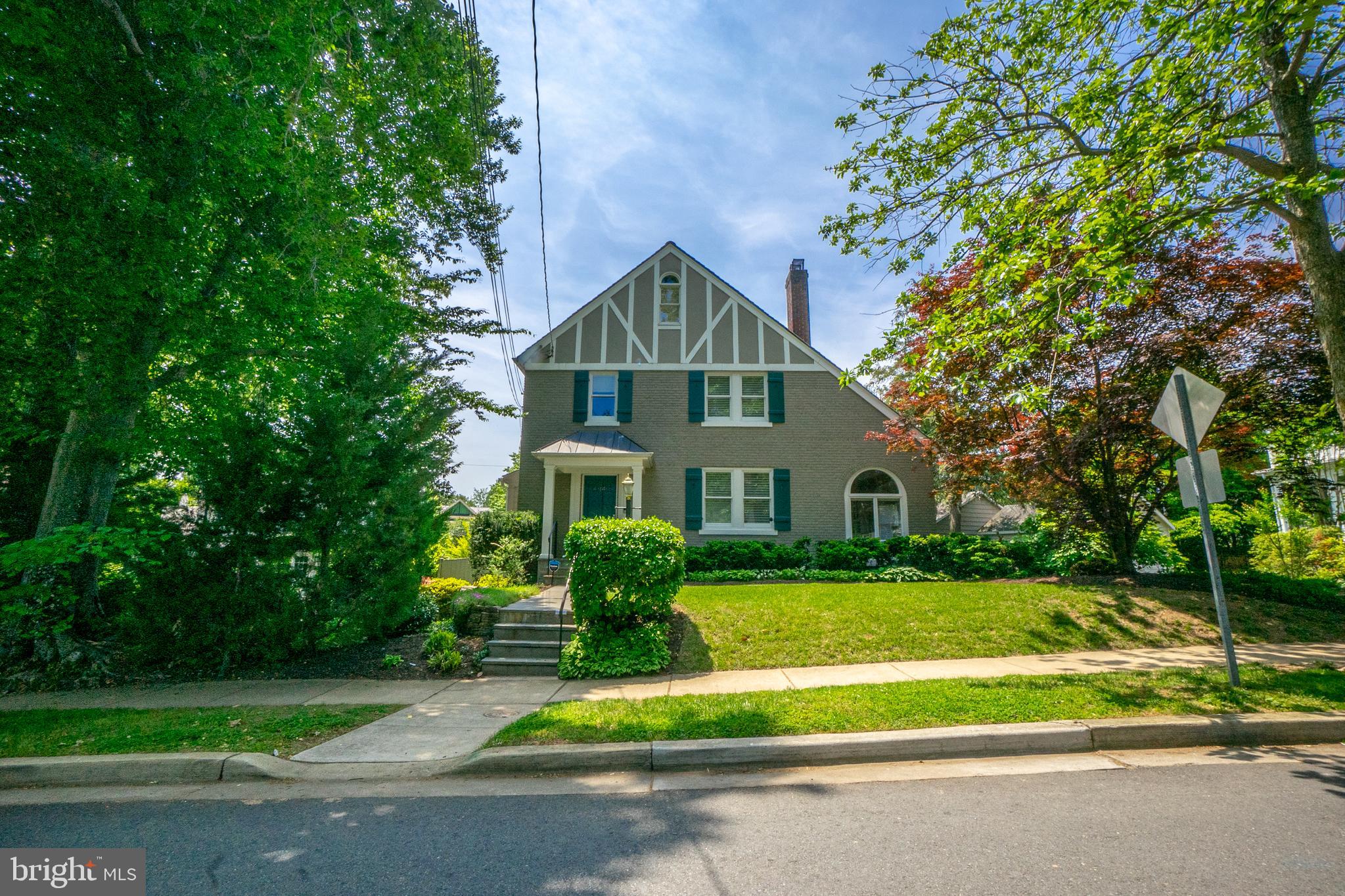 CHEVY CHASE - Residential Lease