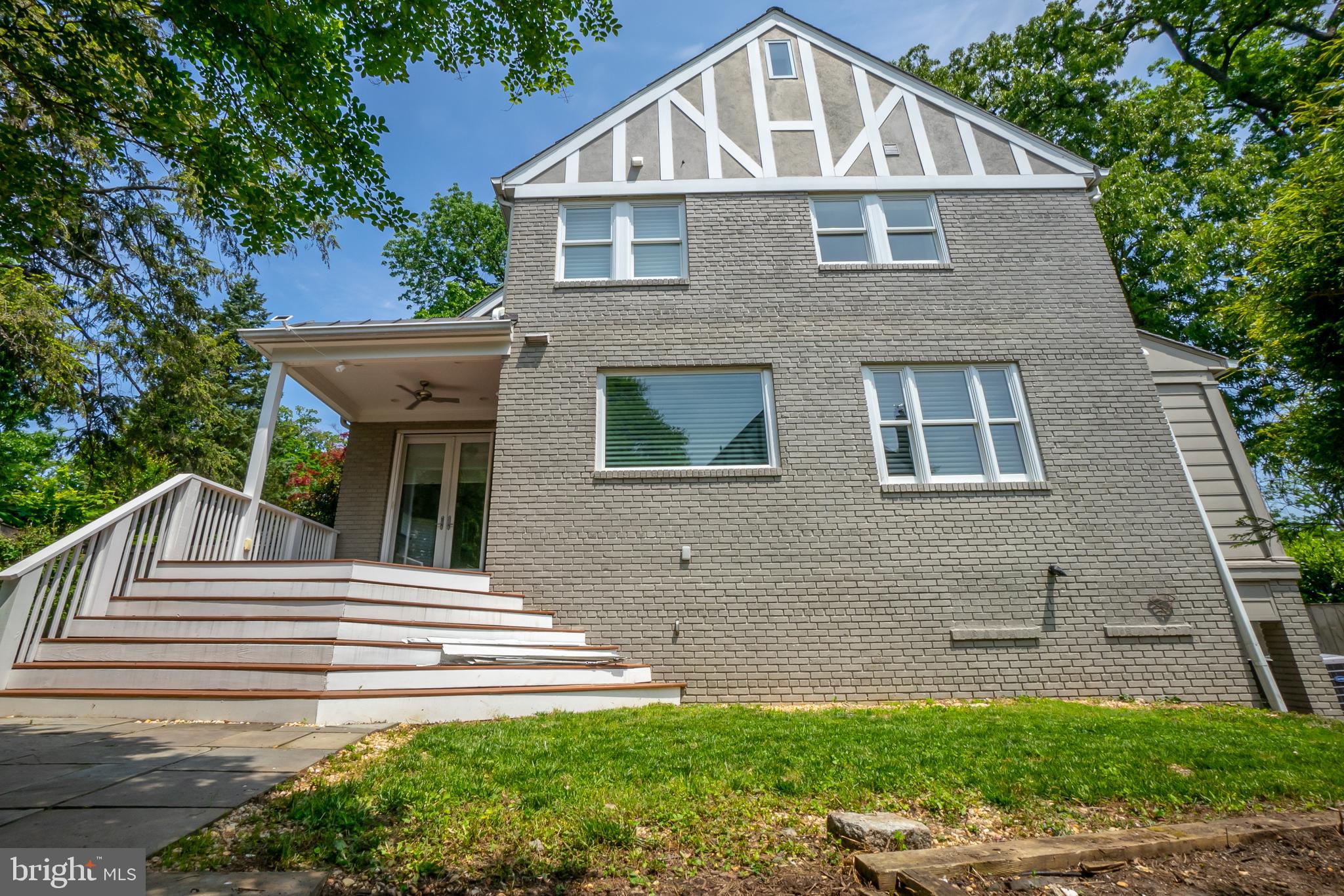 CHEVY CHASE - Residential Lease