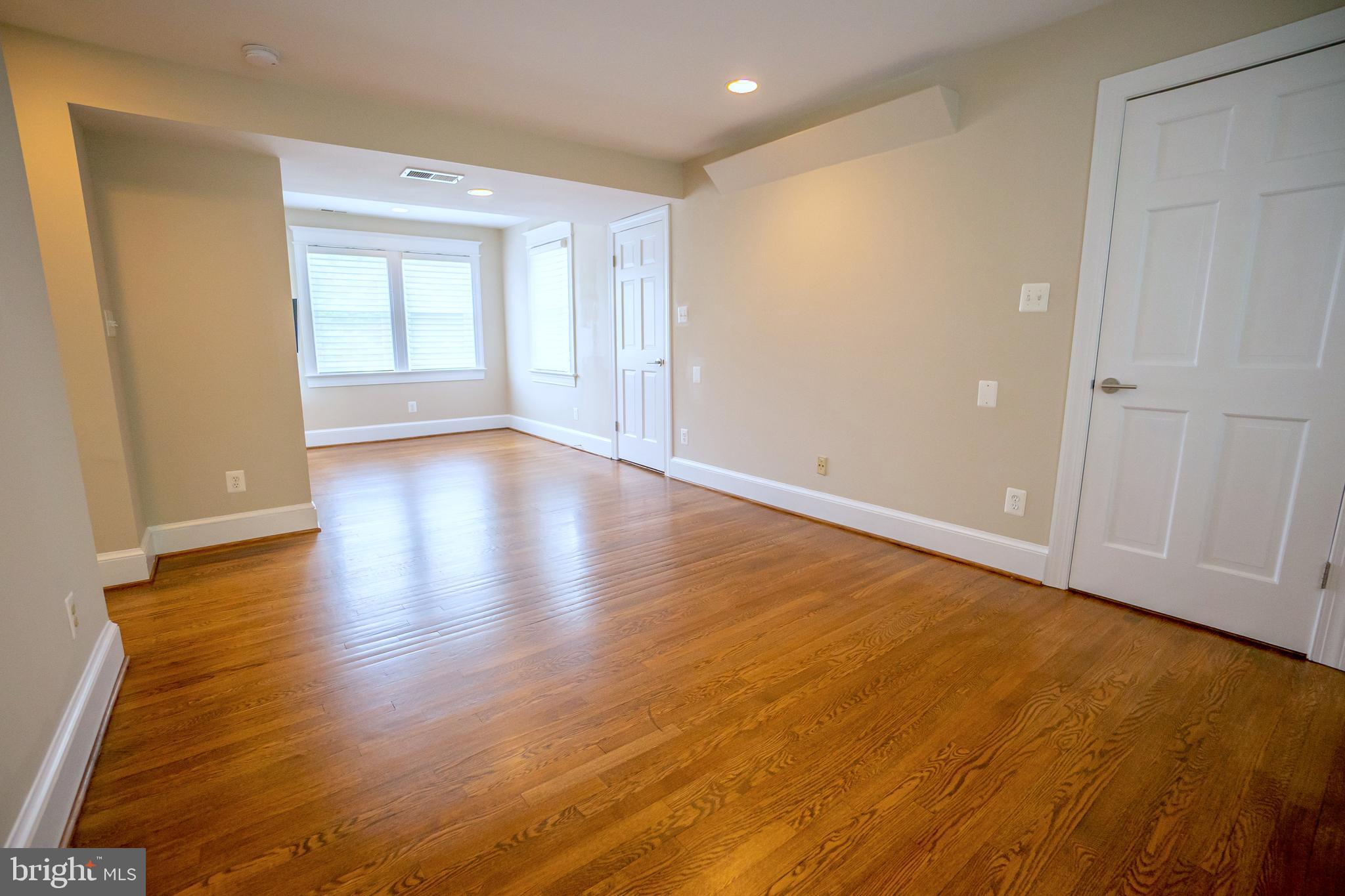 CHEVY CHASE - Residential Lease