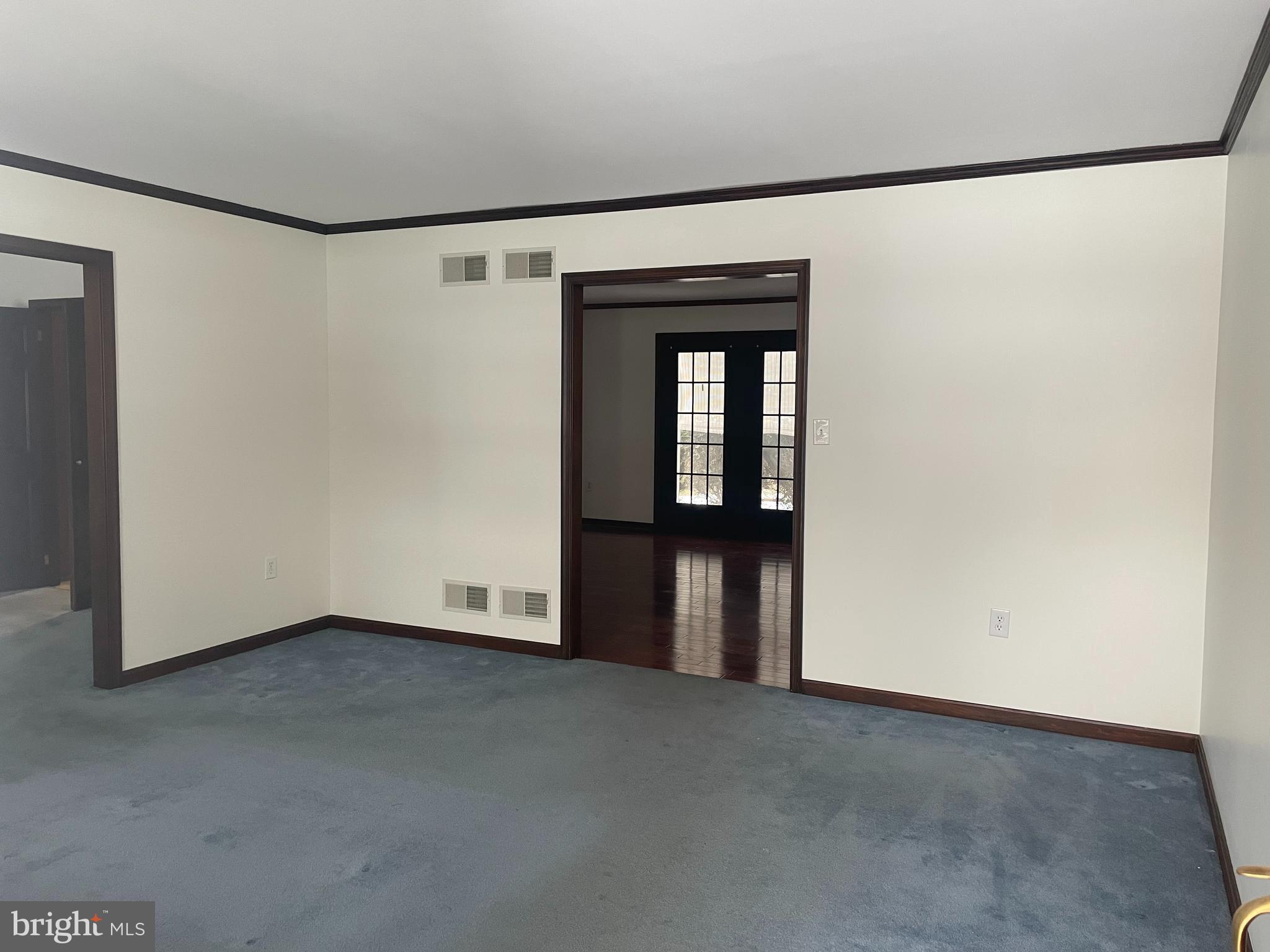 FOXCROFT MEADOWS - Residential