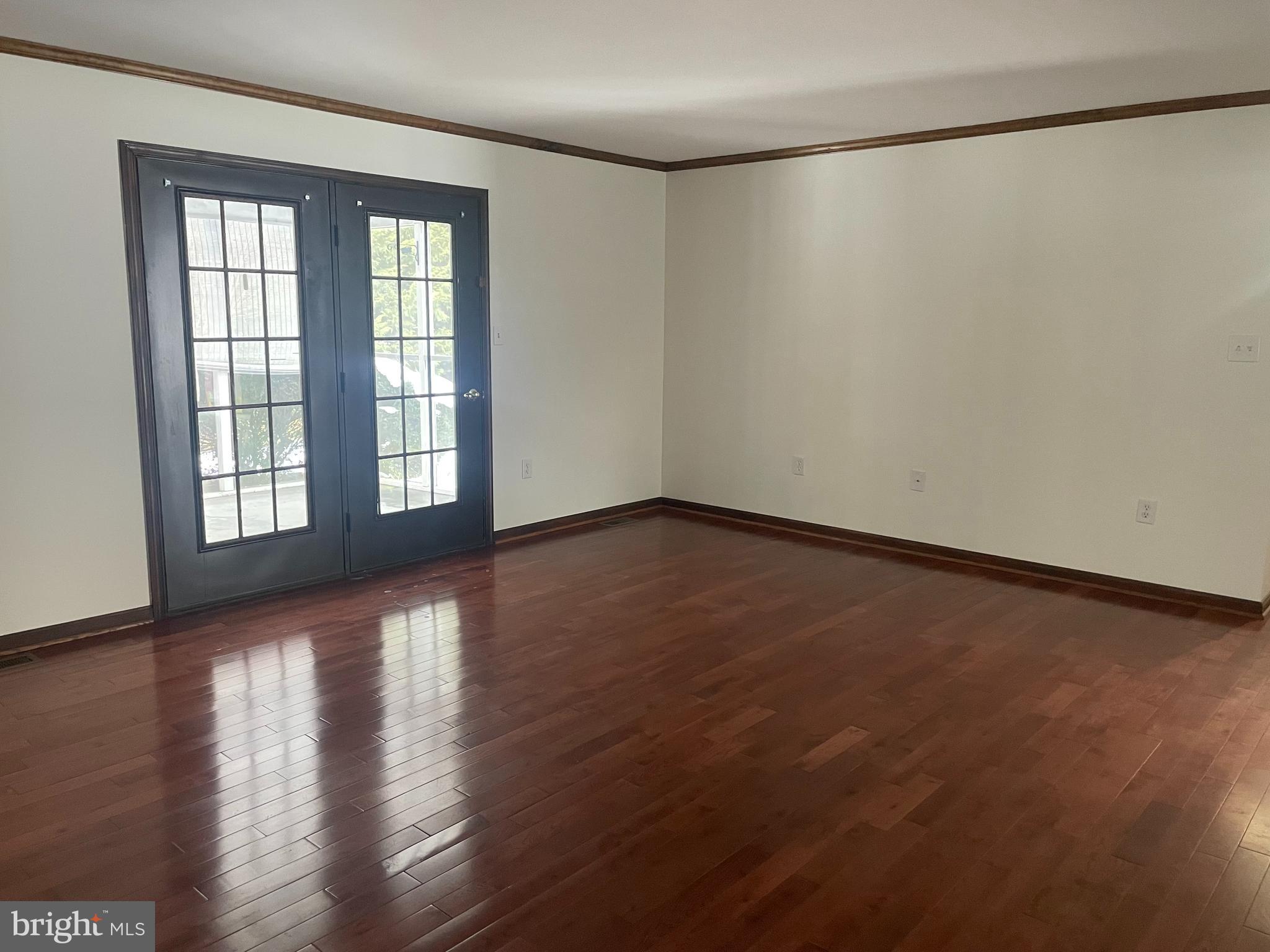 FOXCROFT MEADOWS - Residential