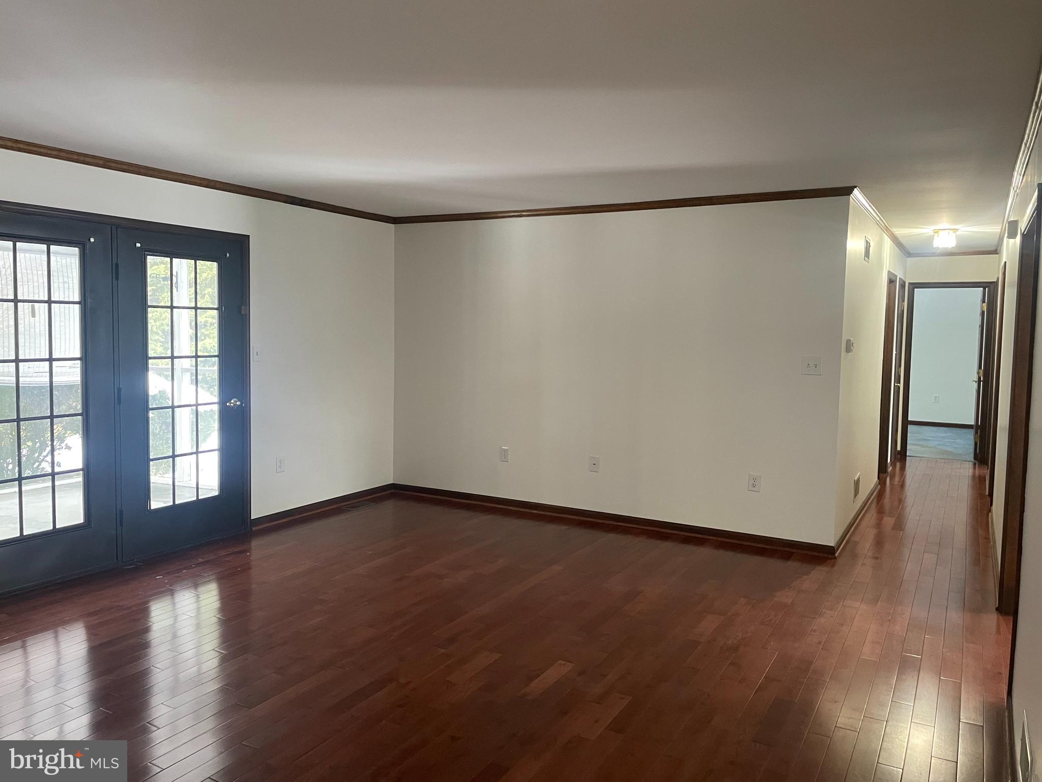 FOXCROFT MEADOWS - Residential