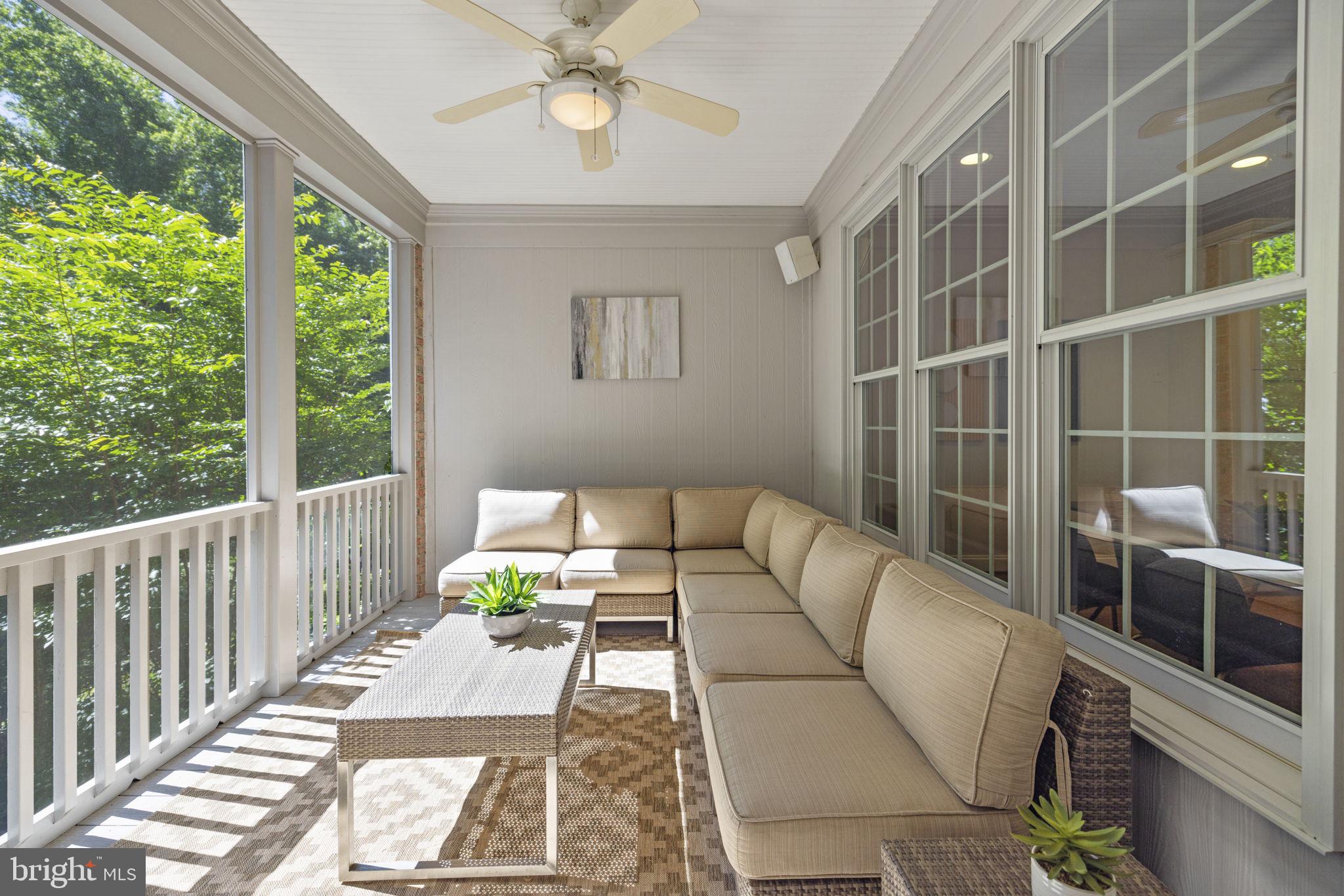 RIVER FALLS - Residential