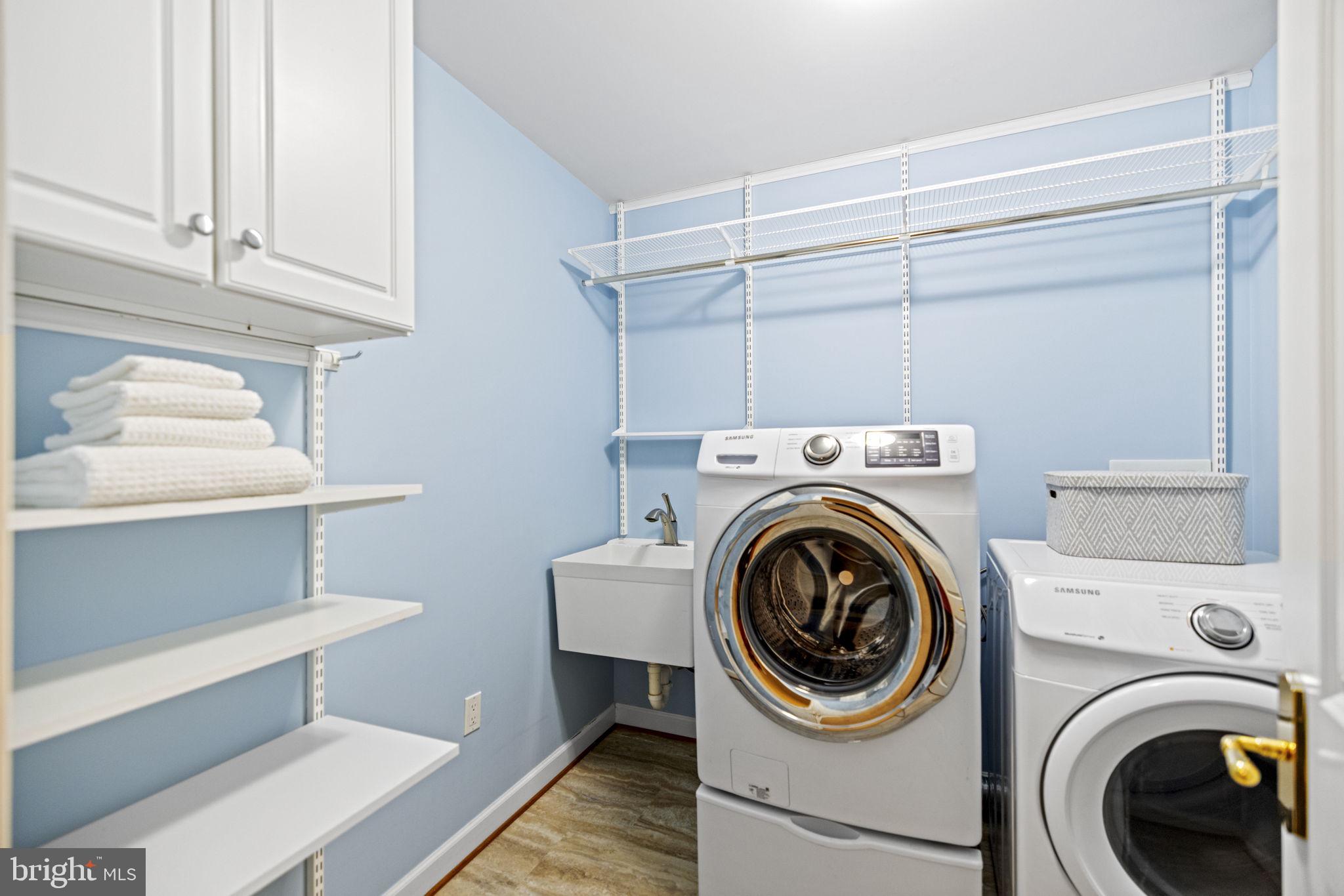 RIVER FALLS - Residential