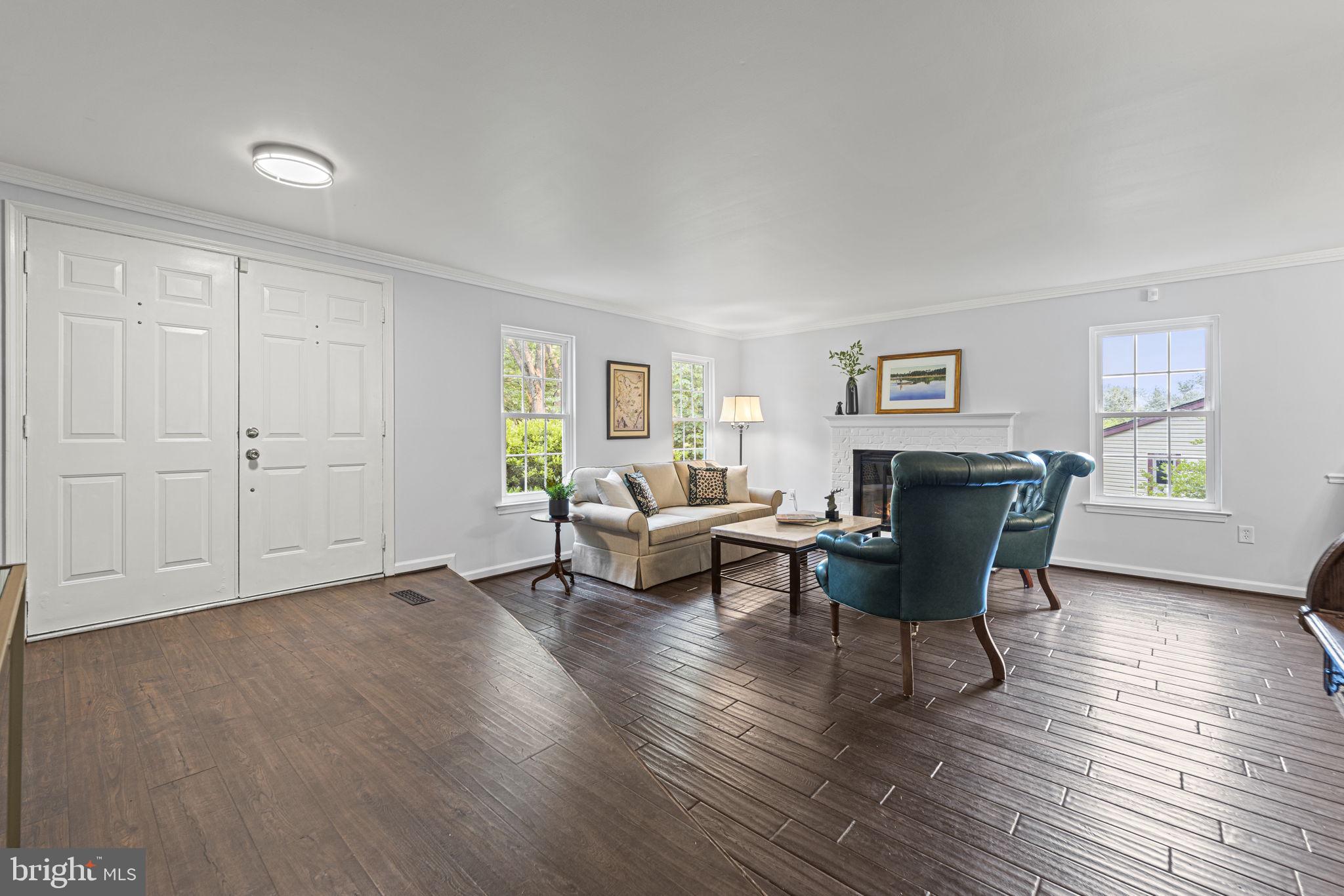 LEXINGTON ESTATES - Residential