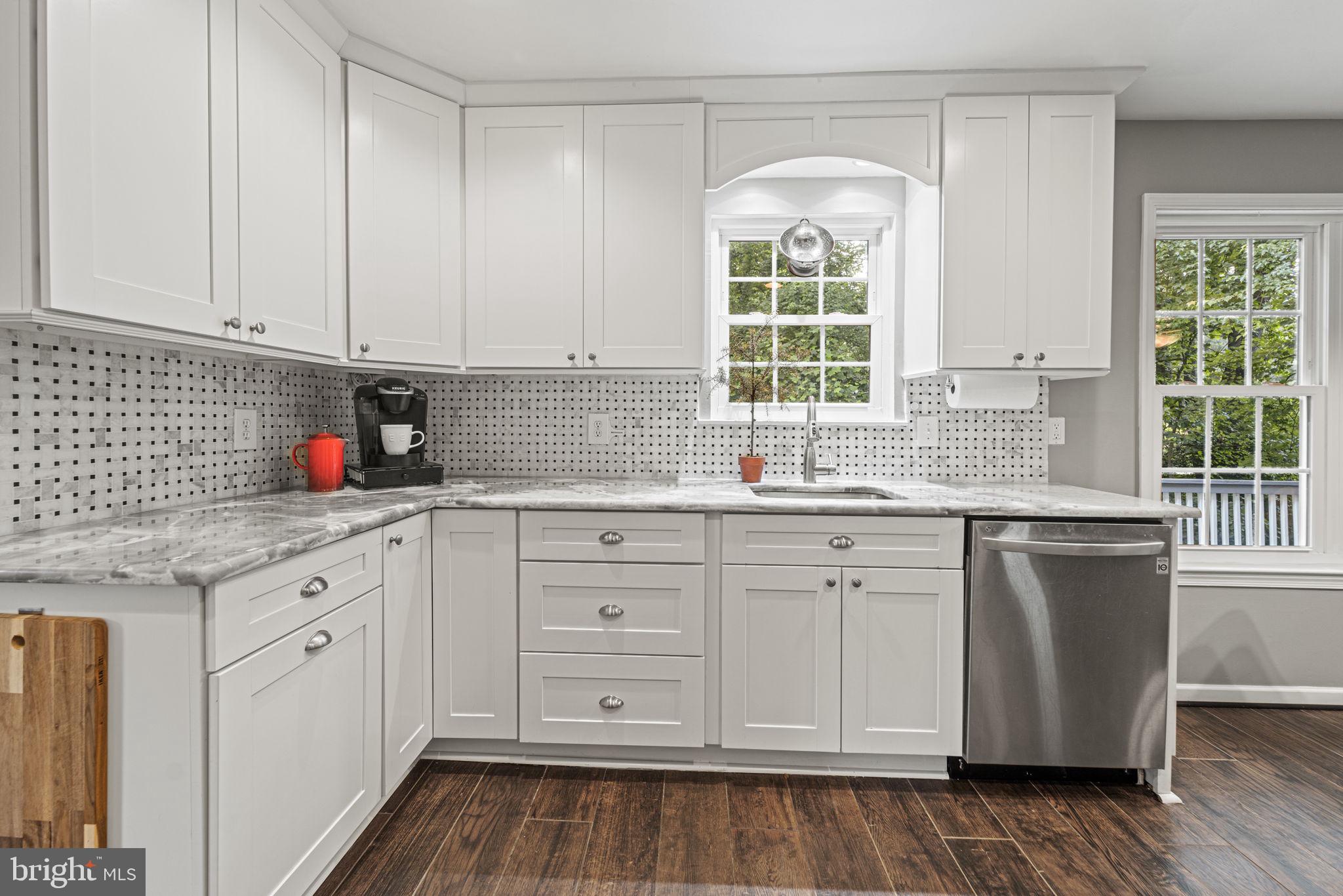 LEXINGTON ESTATES - Residential