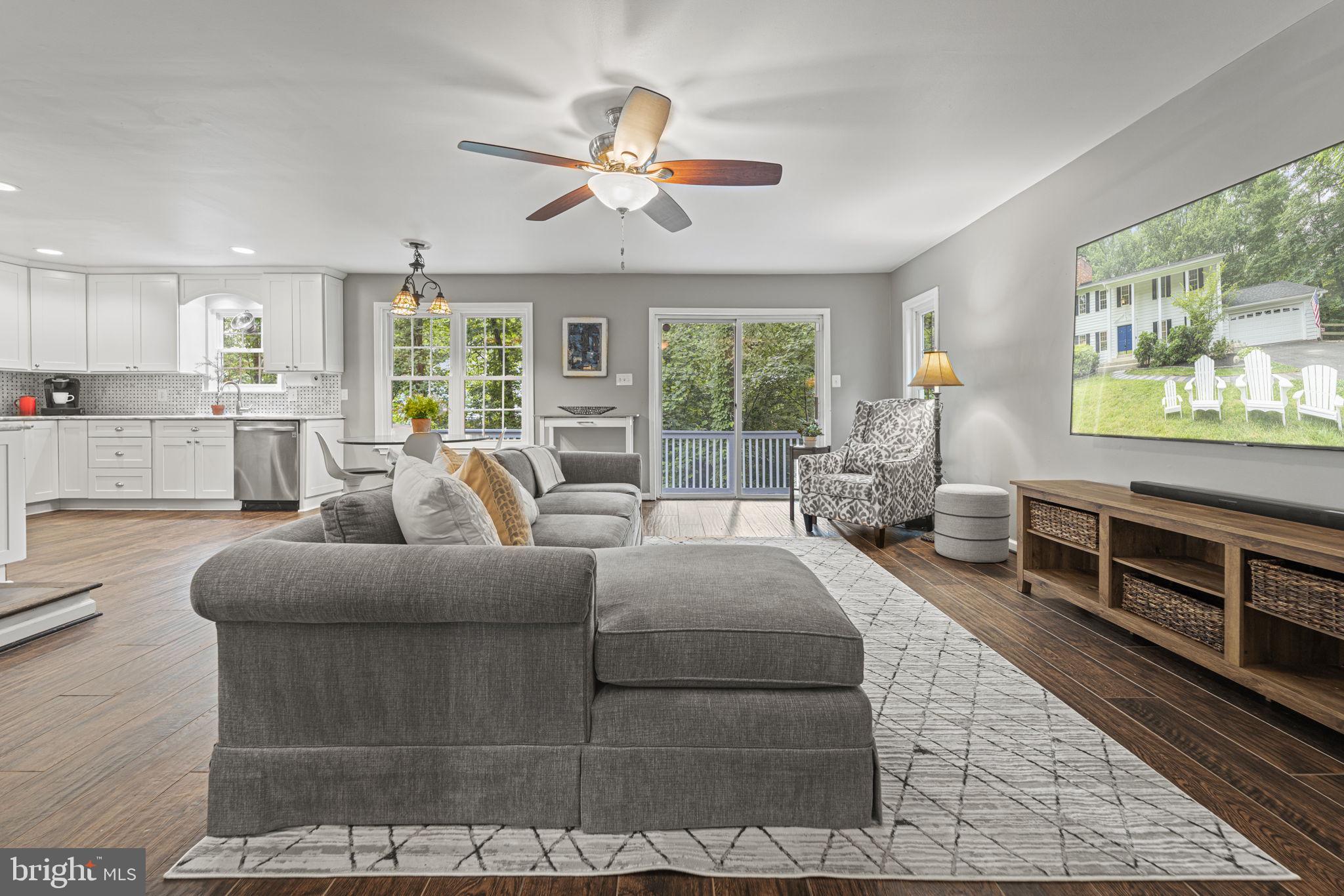 LEXINGTON ESTATES - Residential