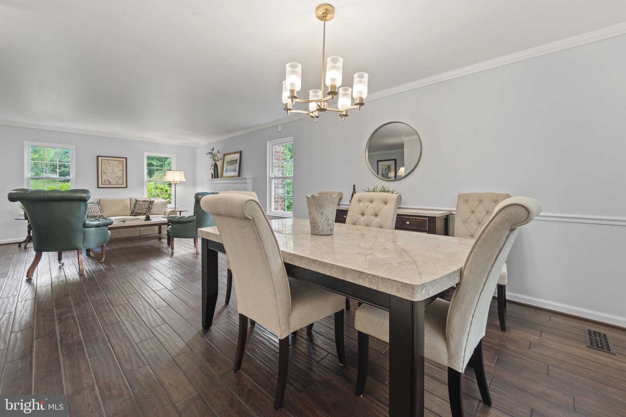 LEXINGTON ESTATES - Residential