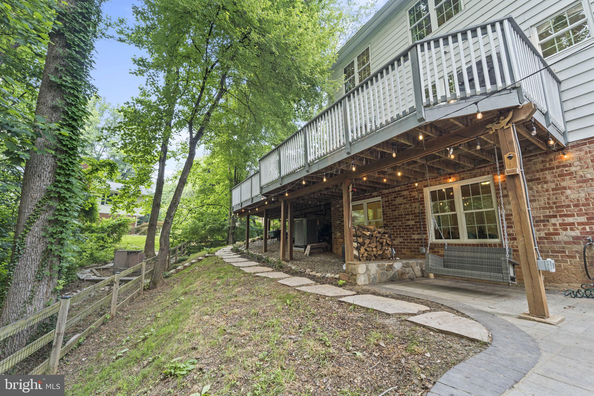 LEXINGTON ESTATES - Residential