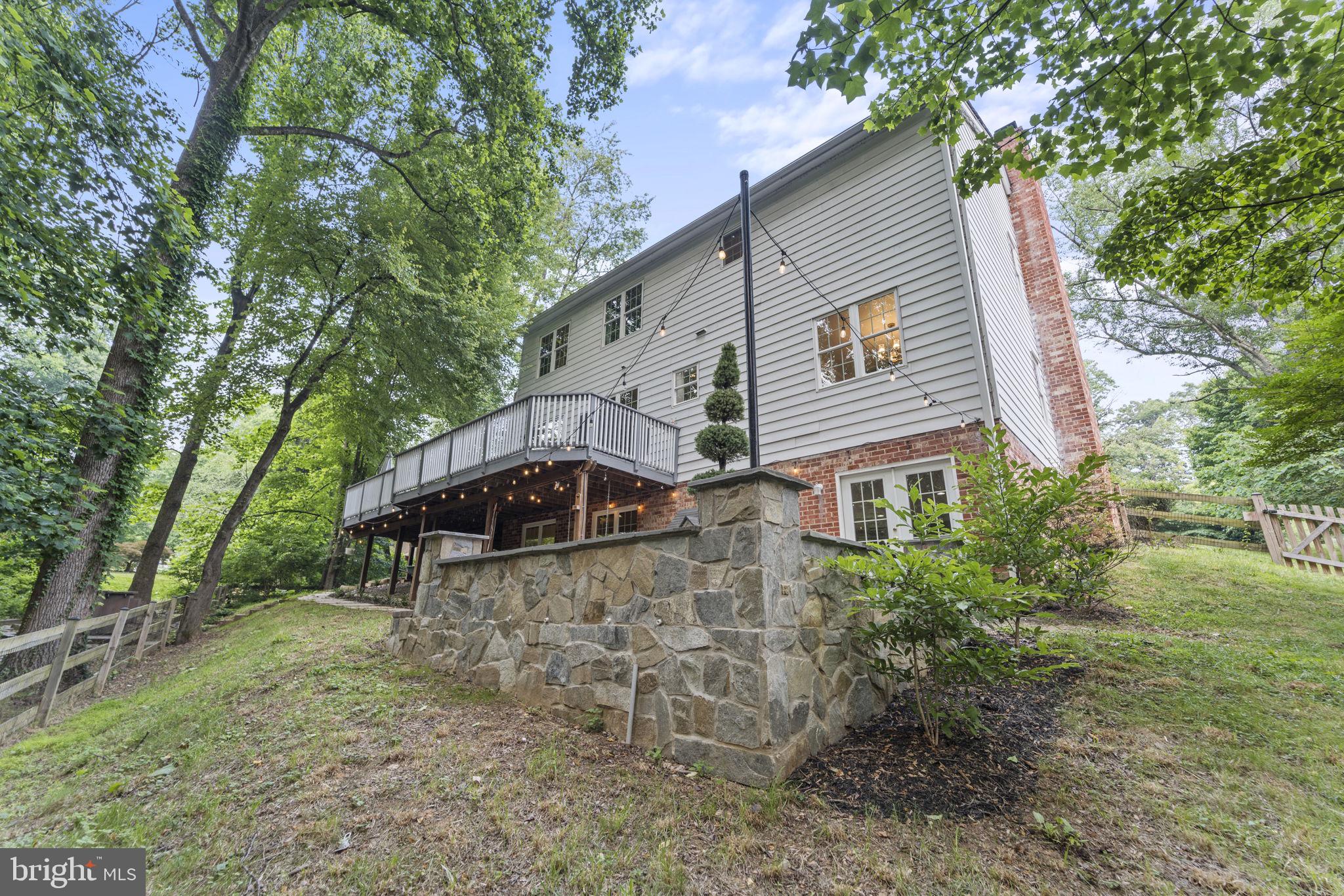 LEXINGTON ESTATES - Residential