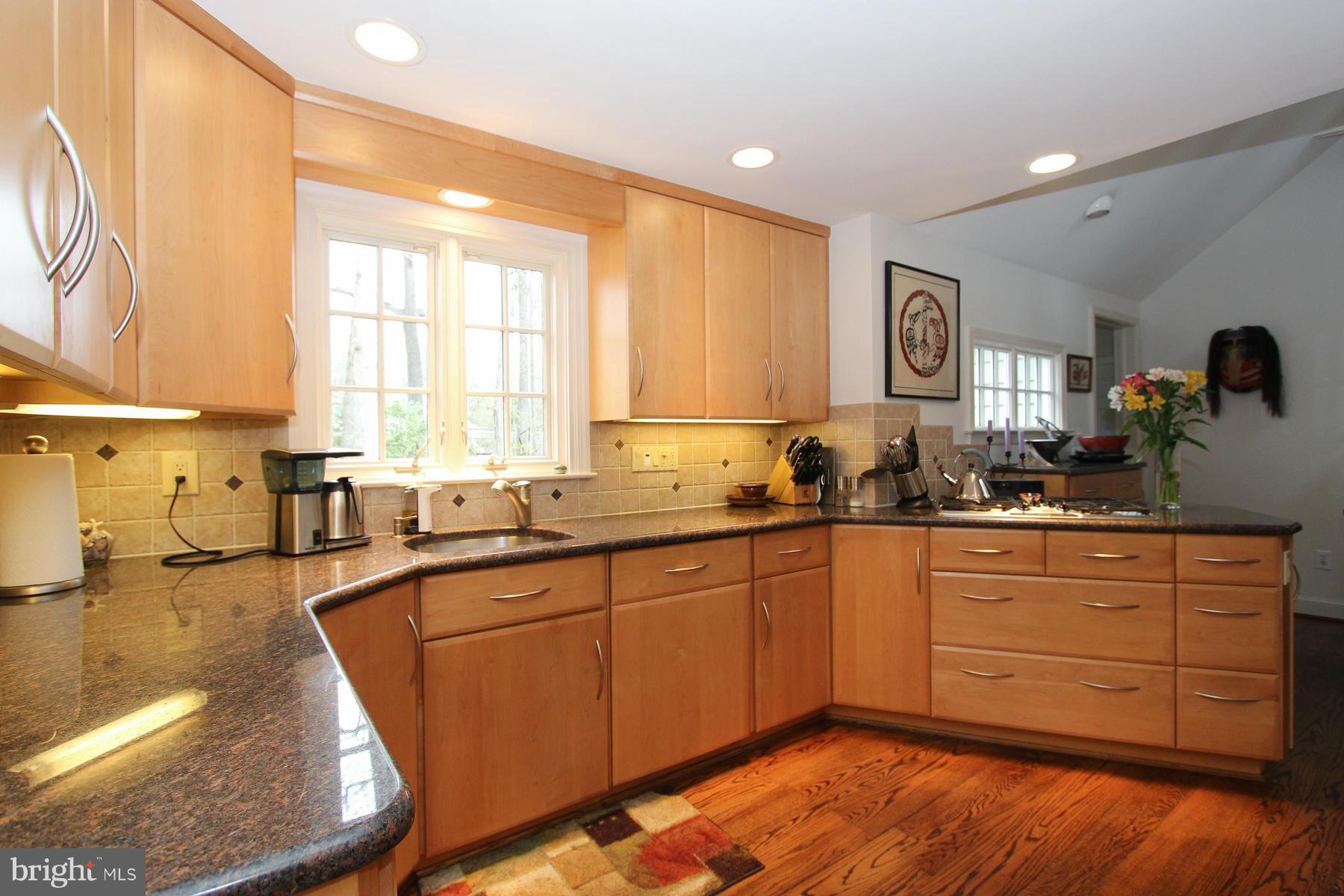 BRADLEY HILLS GROVE - Residential