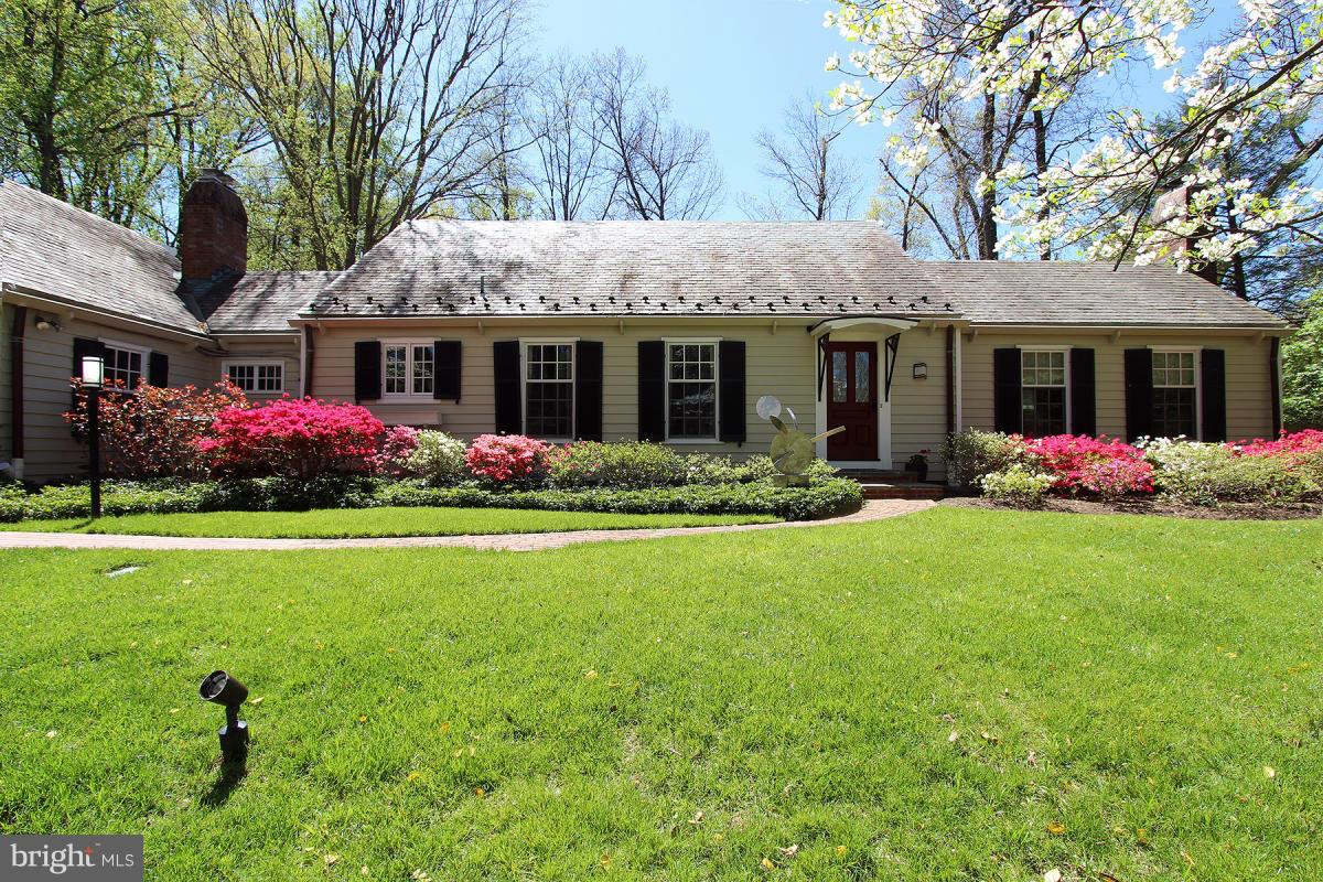 BRADLEY HILLS GROVE - Residential