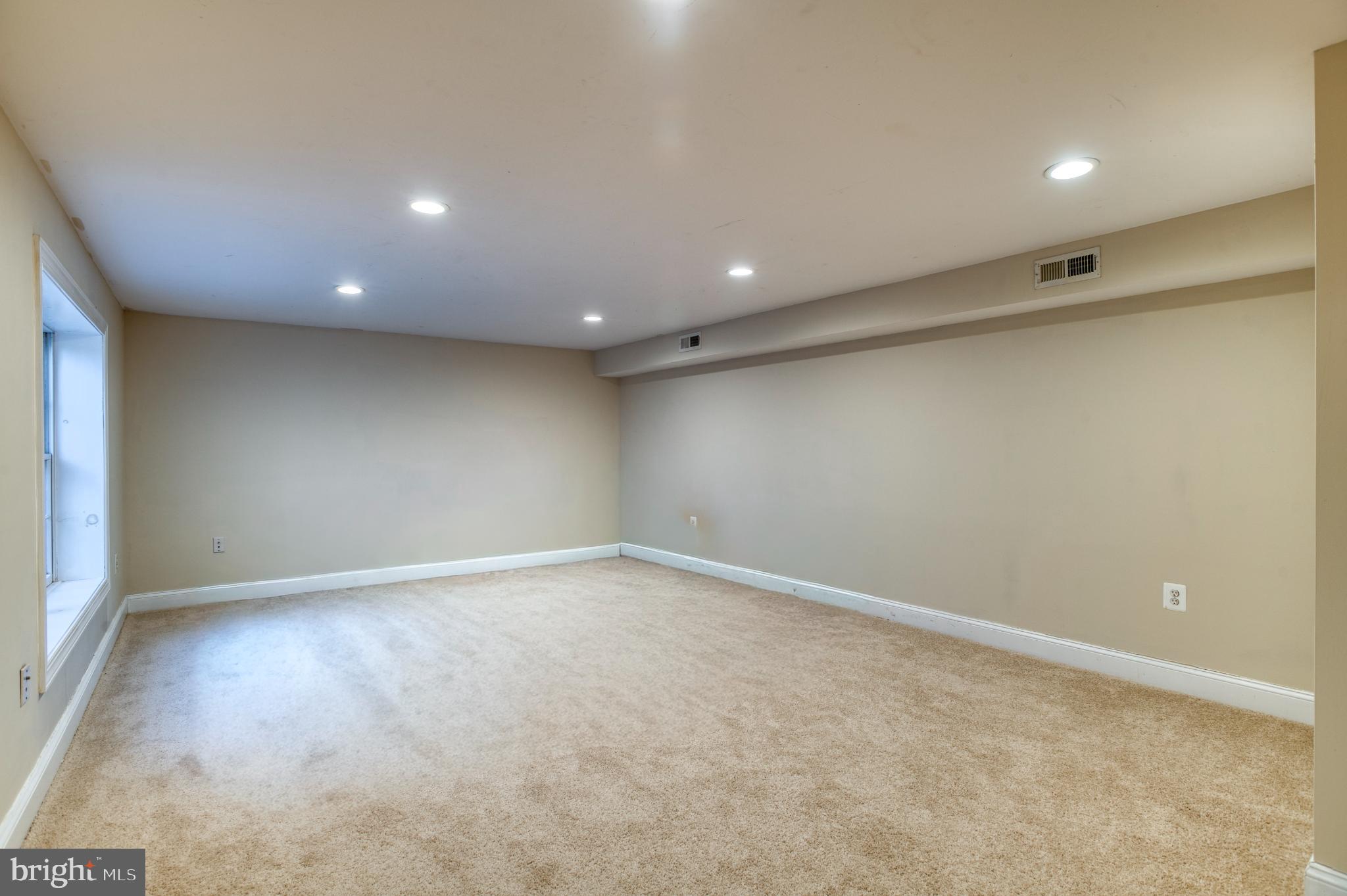 NEW HAVEN - Residential