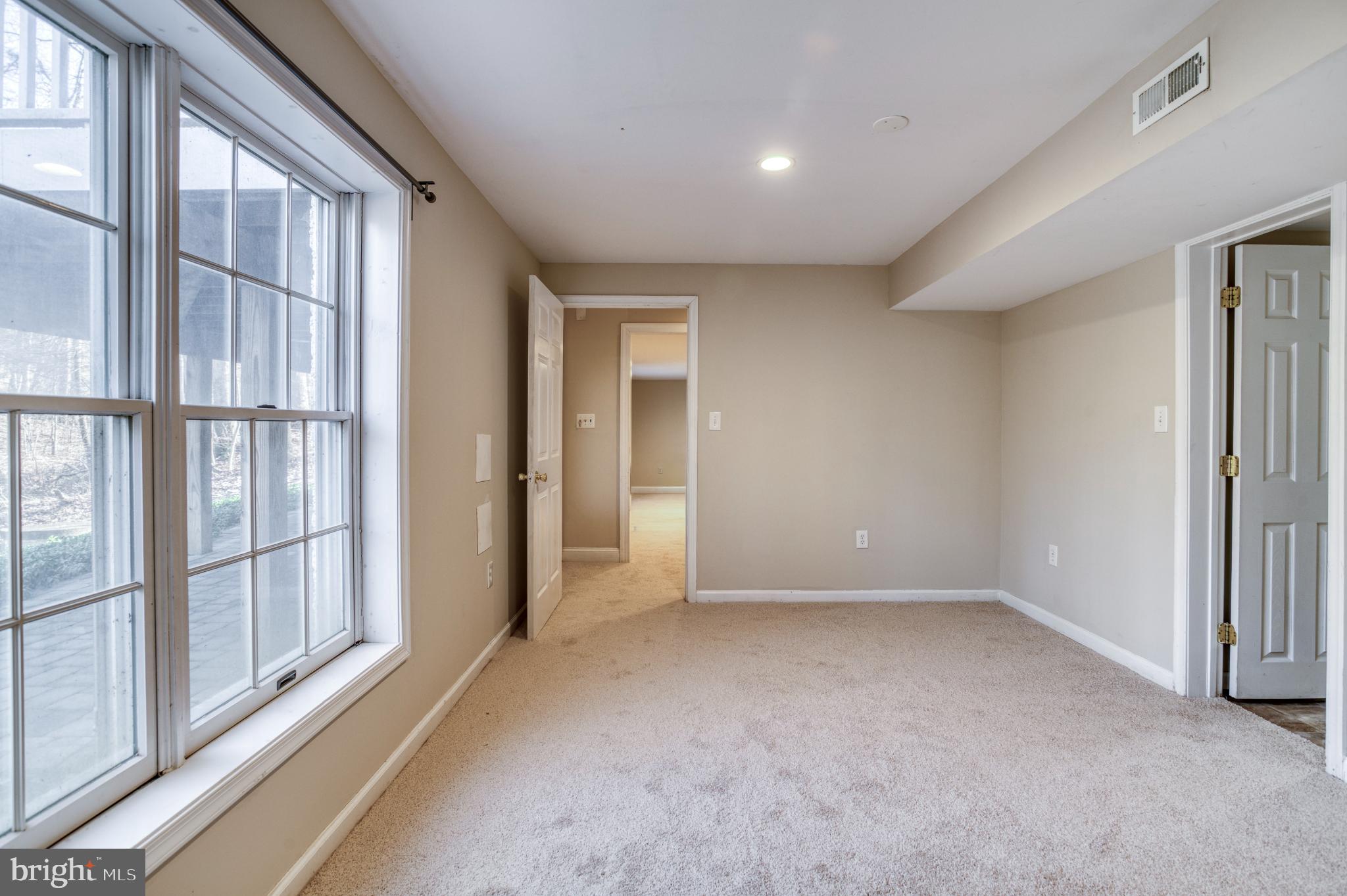 NEW HAVEN - Residential