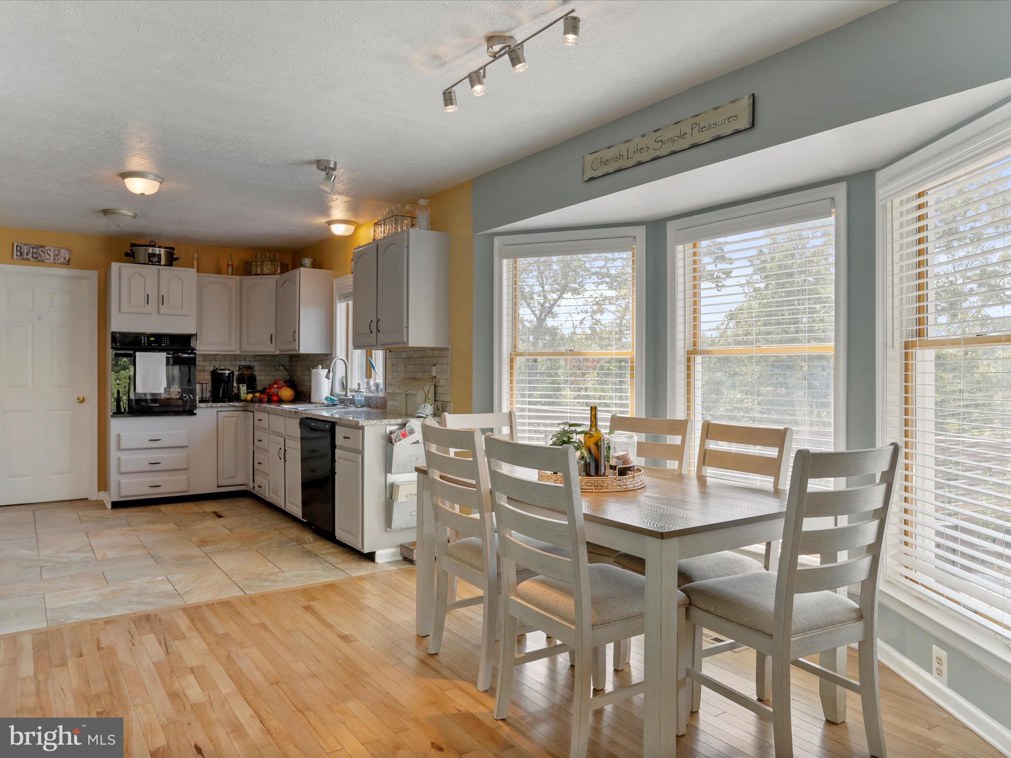 GREEN MEADOWS ESTATES - Residential