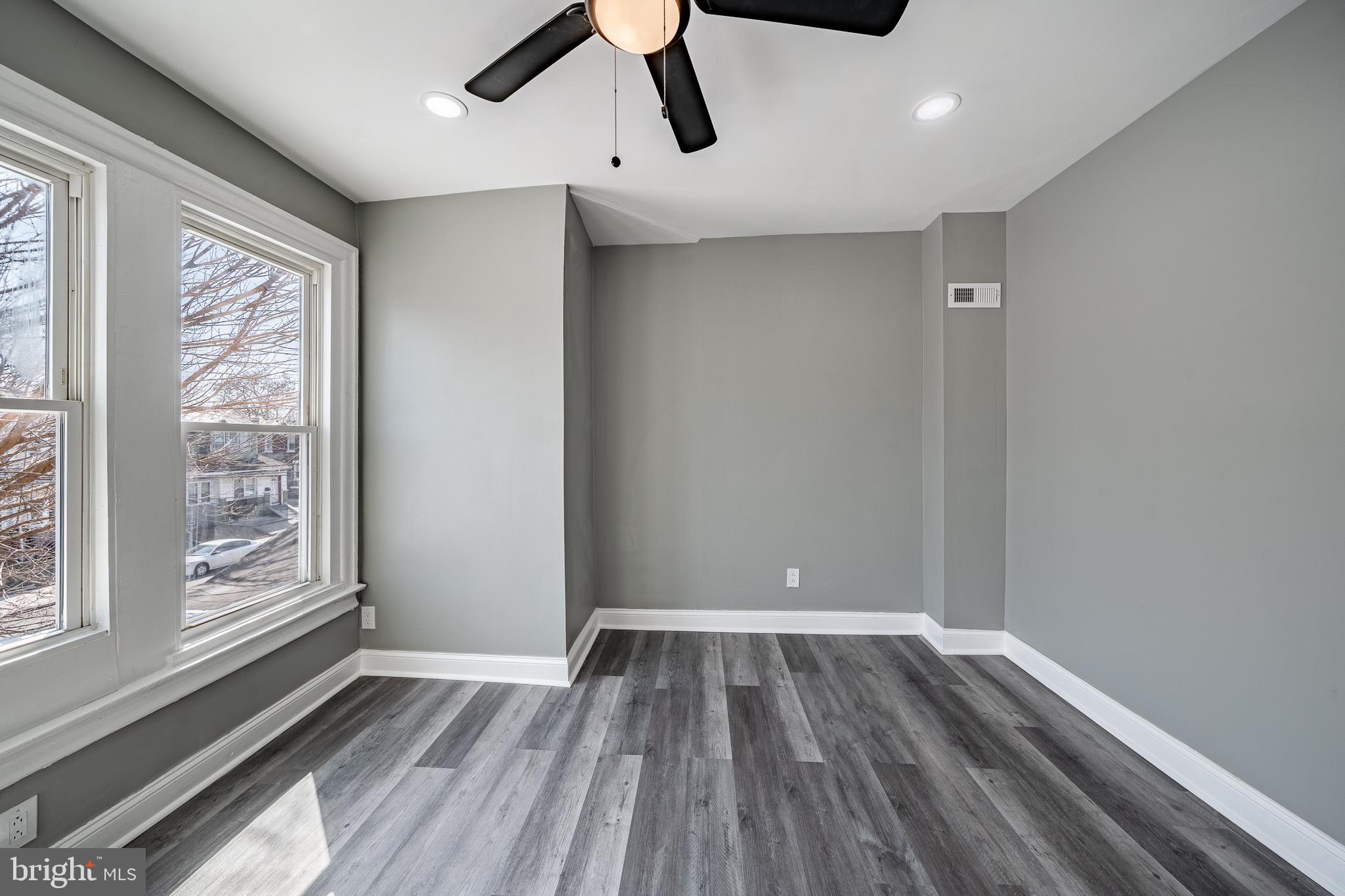 COBBS CREEK - Residential