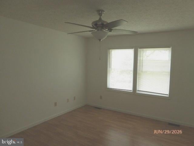 476 ELK PLACE