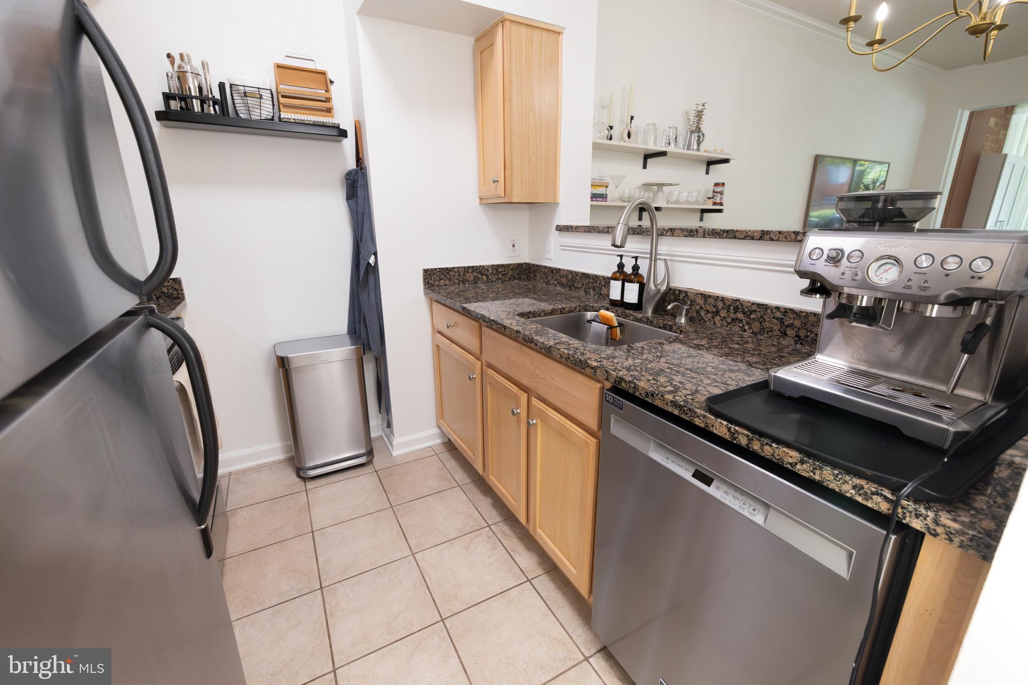 WESTVIEW AT BALLSTON METRO - Residential