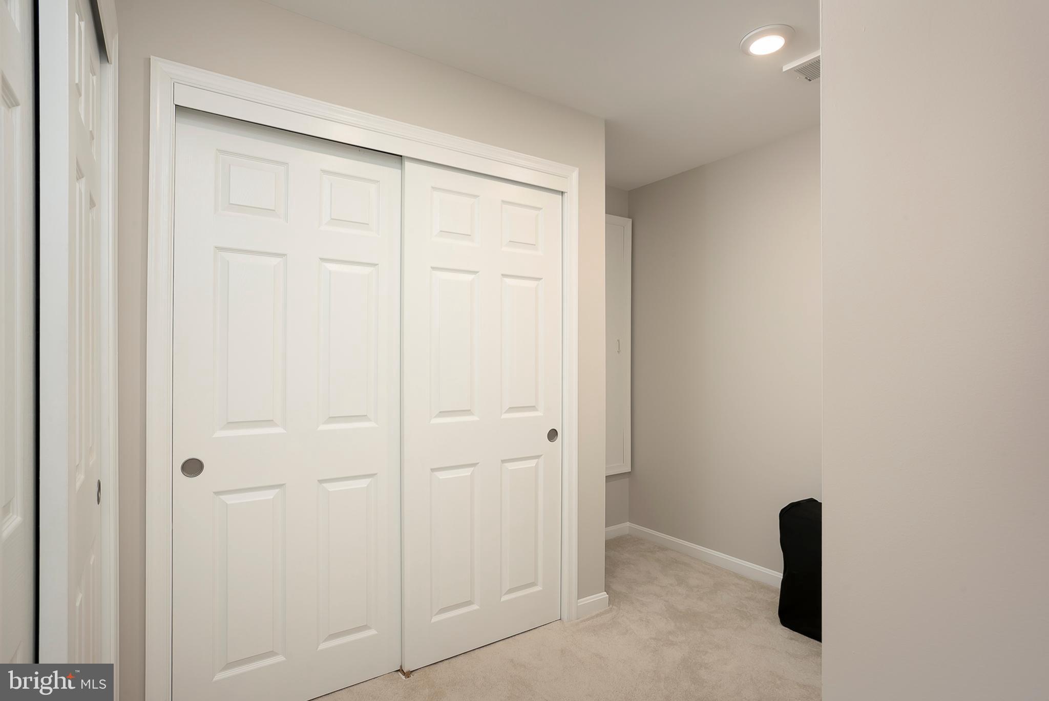 ROCKLAND AT ROGERS - Residential