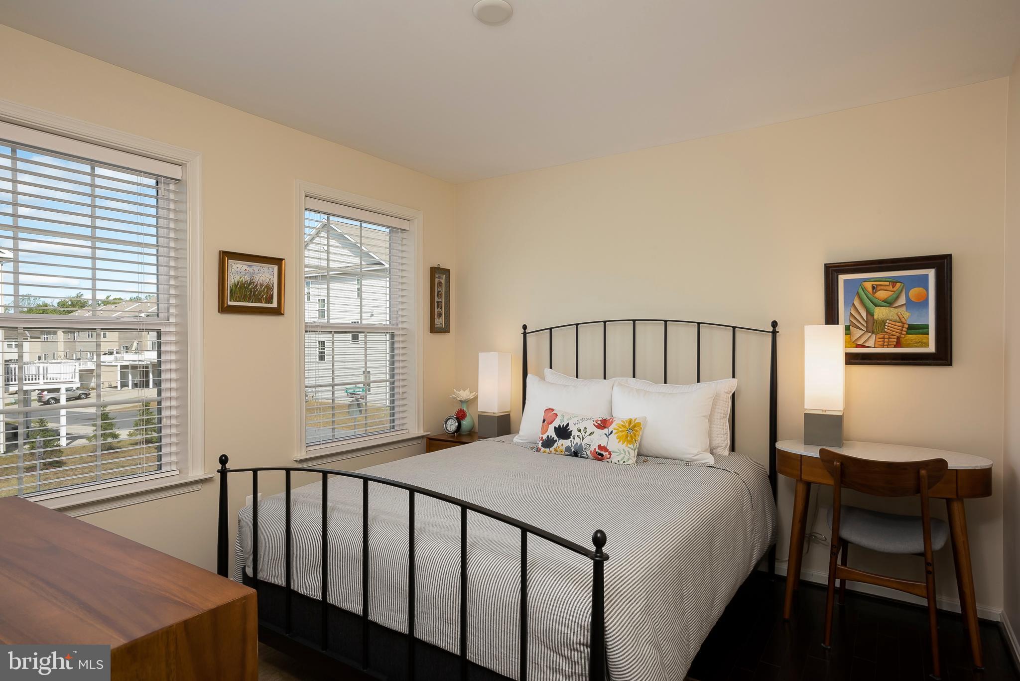 ROCKLAND AT ROGERS - Residential