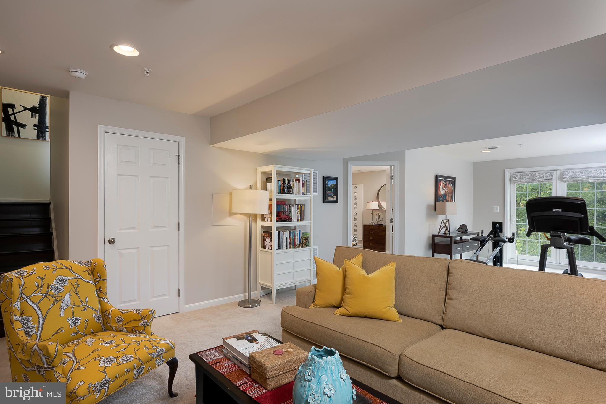 ROCKLAND AT ROGERS - Residential