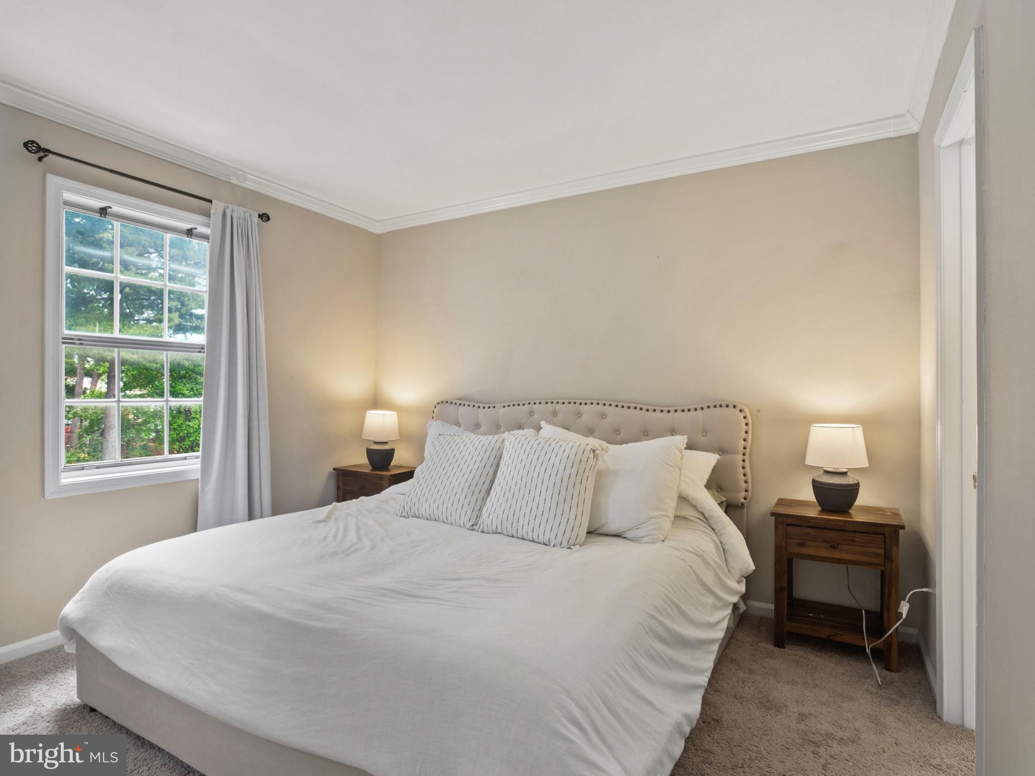 CROFTON MEWS CONDO - Residential