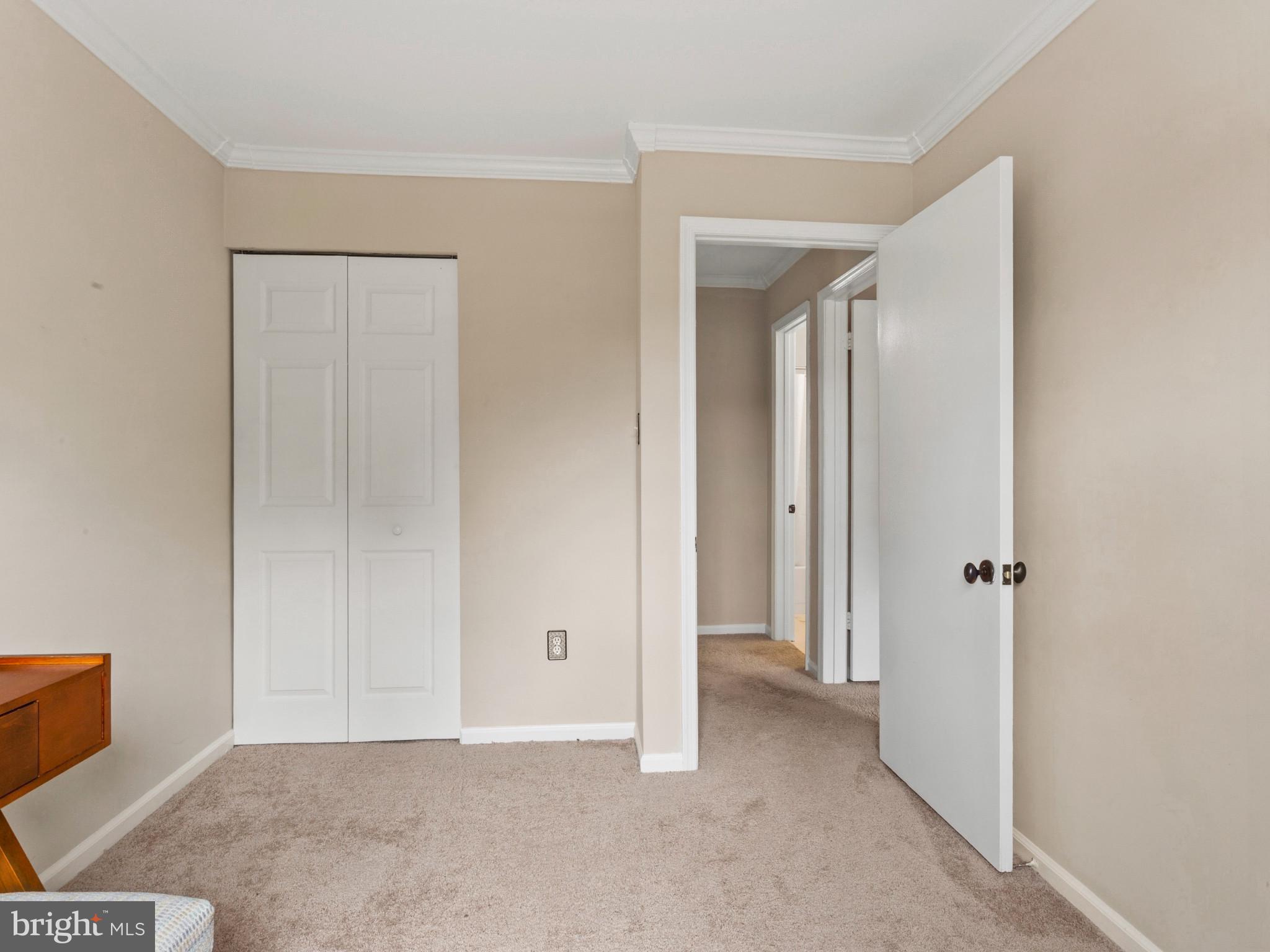 CROFTON MEWS CONDO - Residential