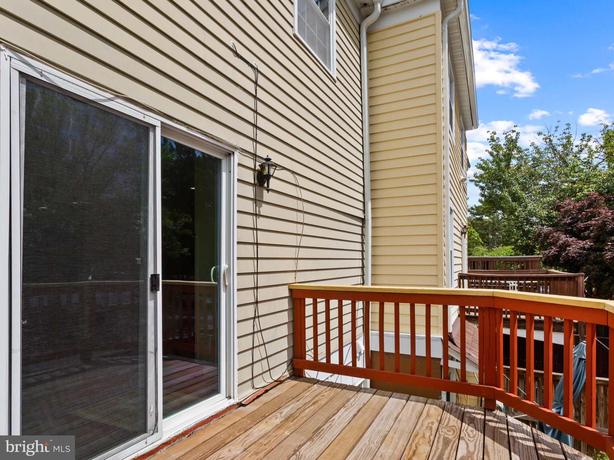 CROFTON MEWS CONDO - Residential