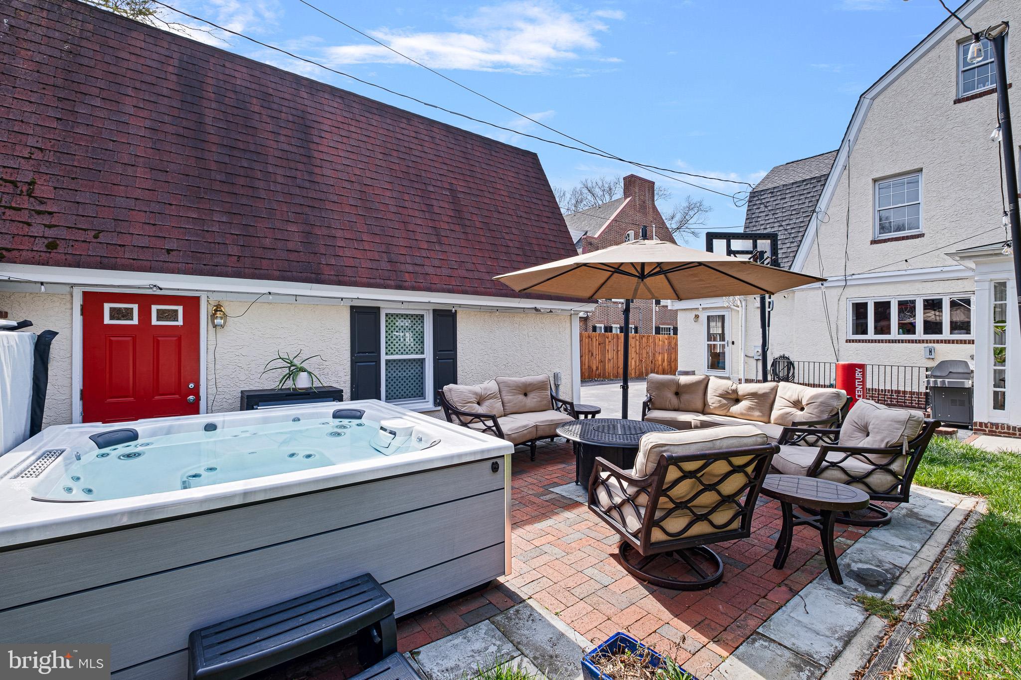 WAWASET PARK - Residential