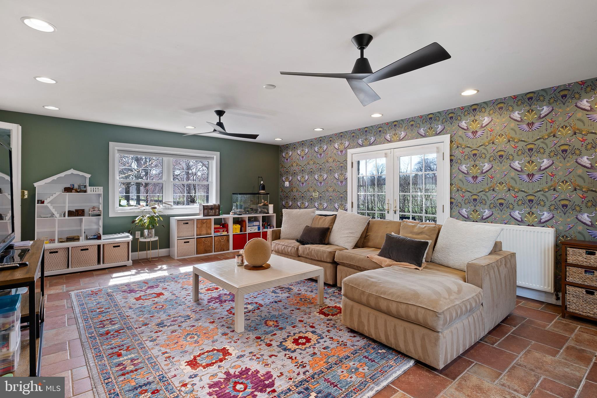 WAWASET PARK - Residential