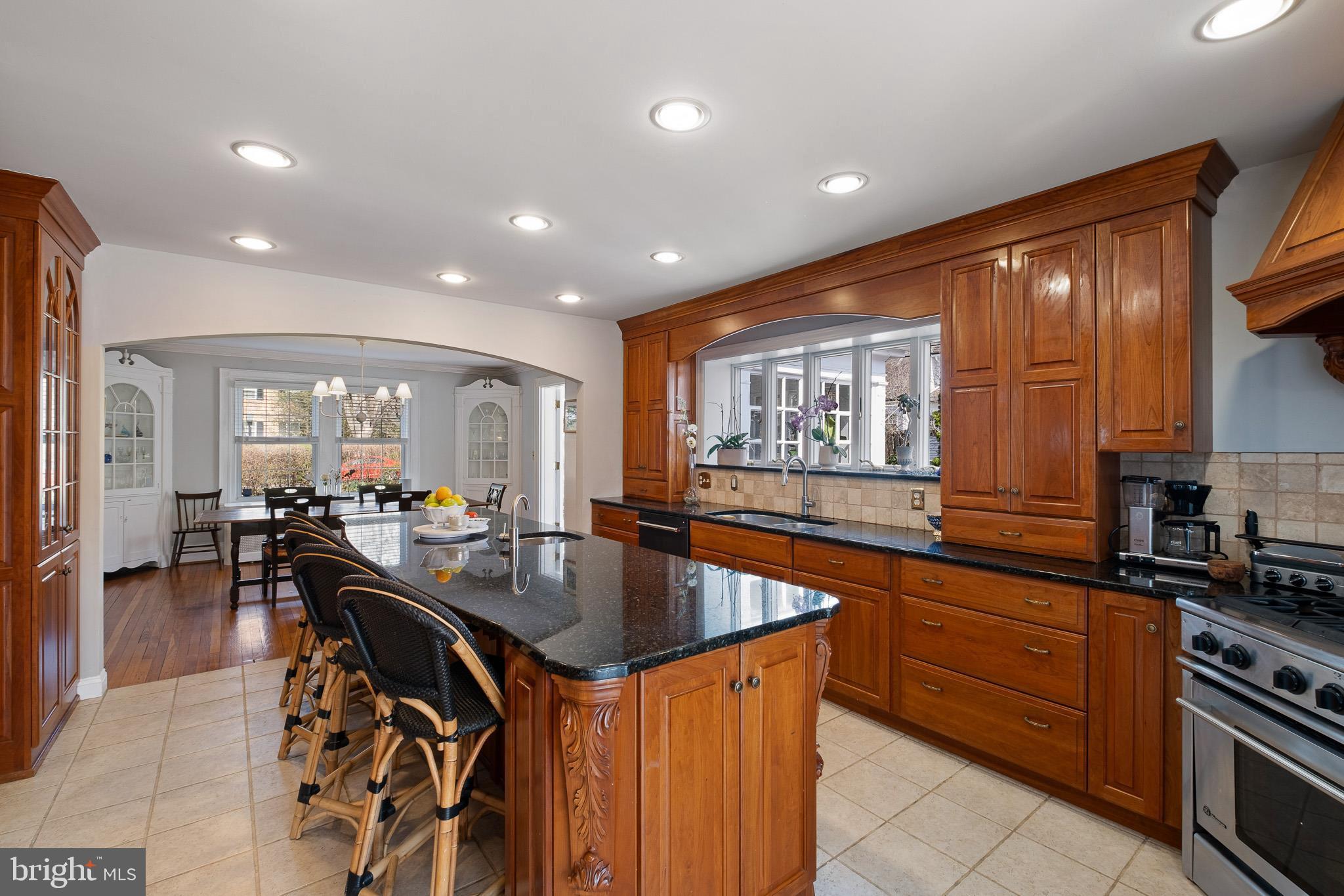 WAWASET PARK - Residential