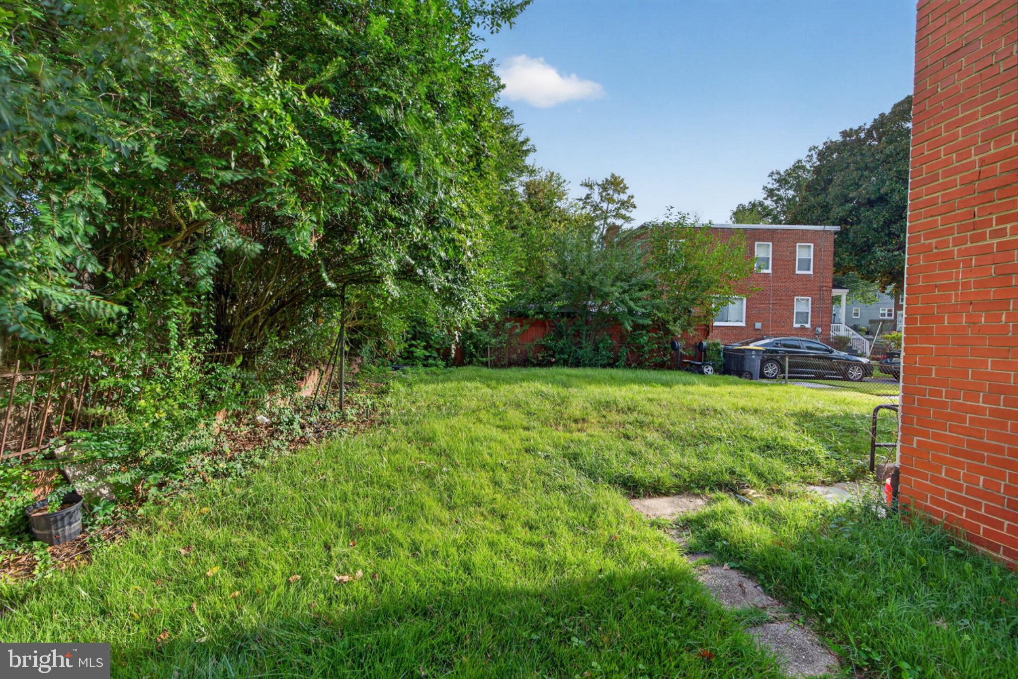 1017 BOOKER DRIVE