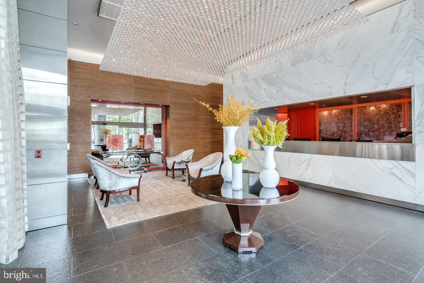 PENN SQUARE - Residential