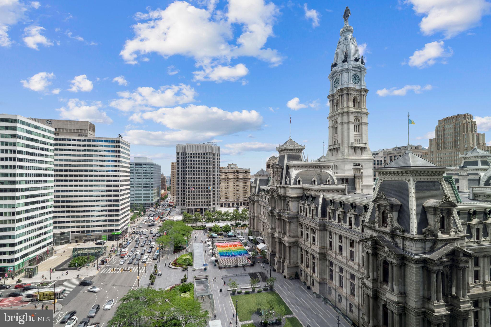 PENN SQUARE - Residential