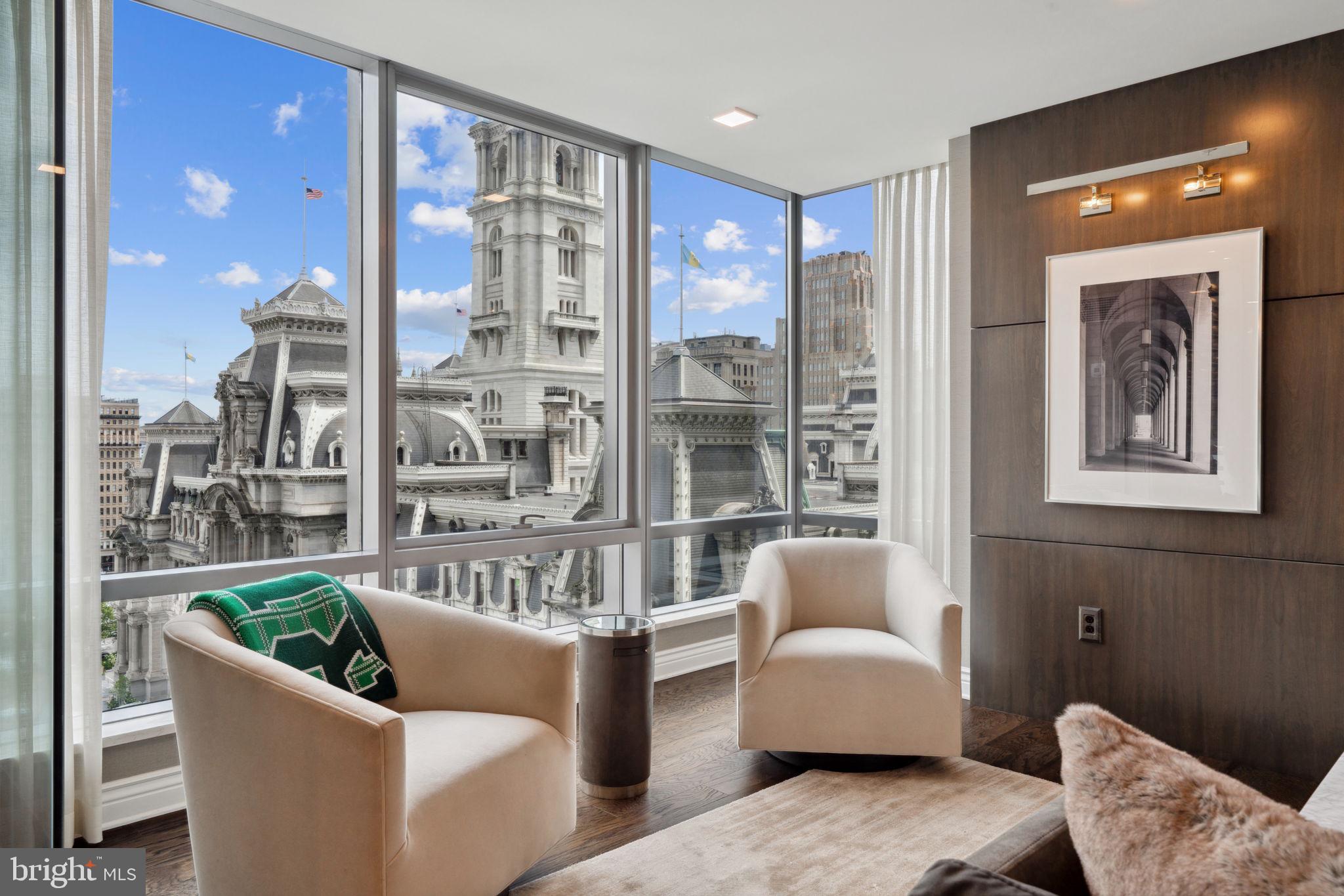 PENN SQUARE - Residential