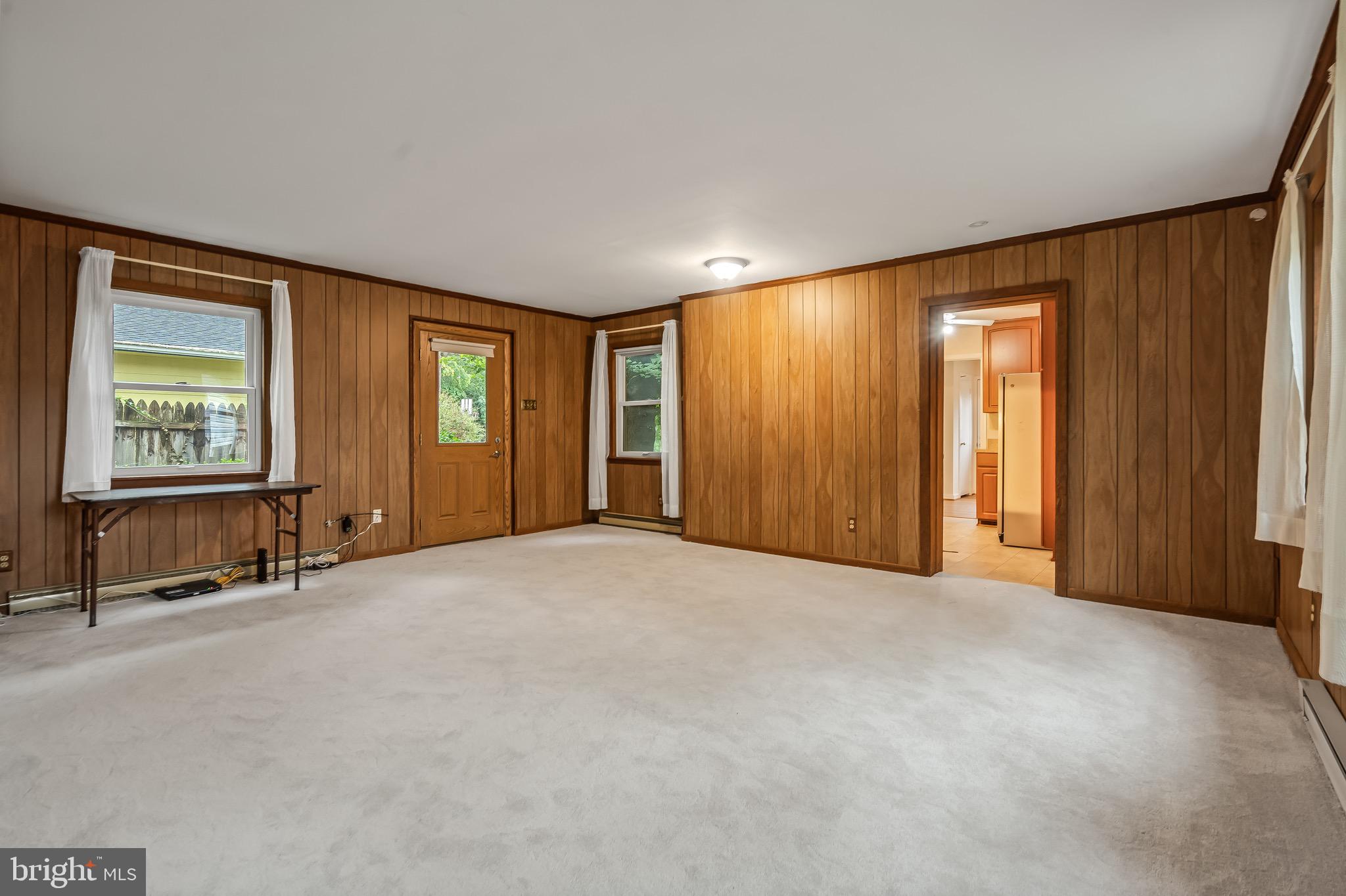 LEE CREST - Residential