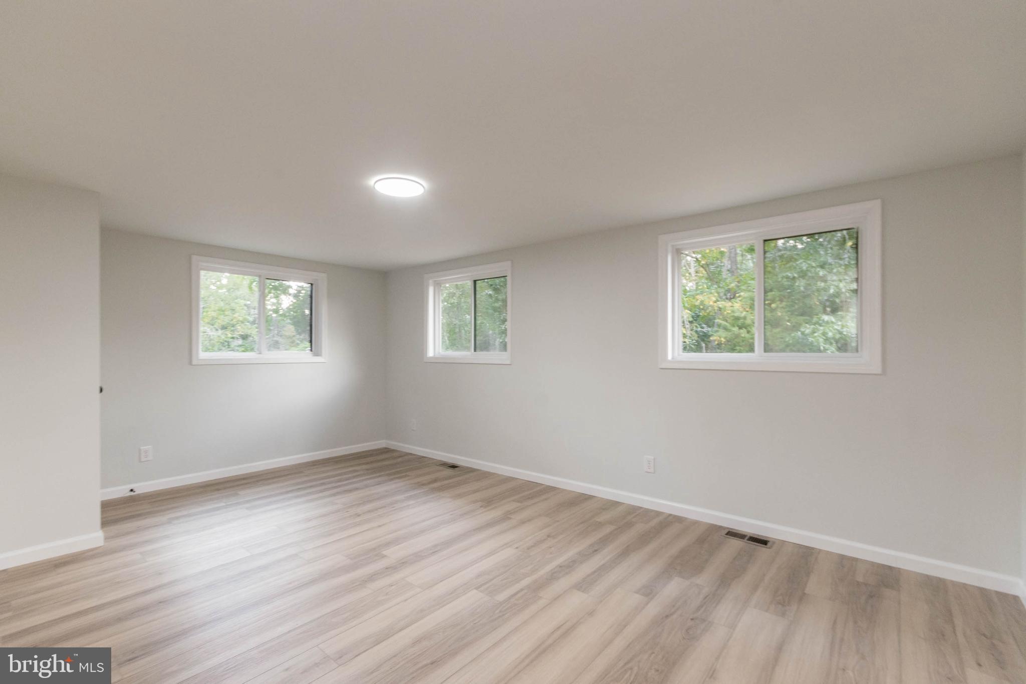 MONTEVALLO HILLS - Residential