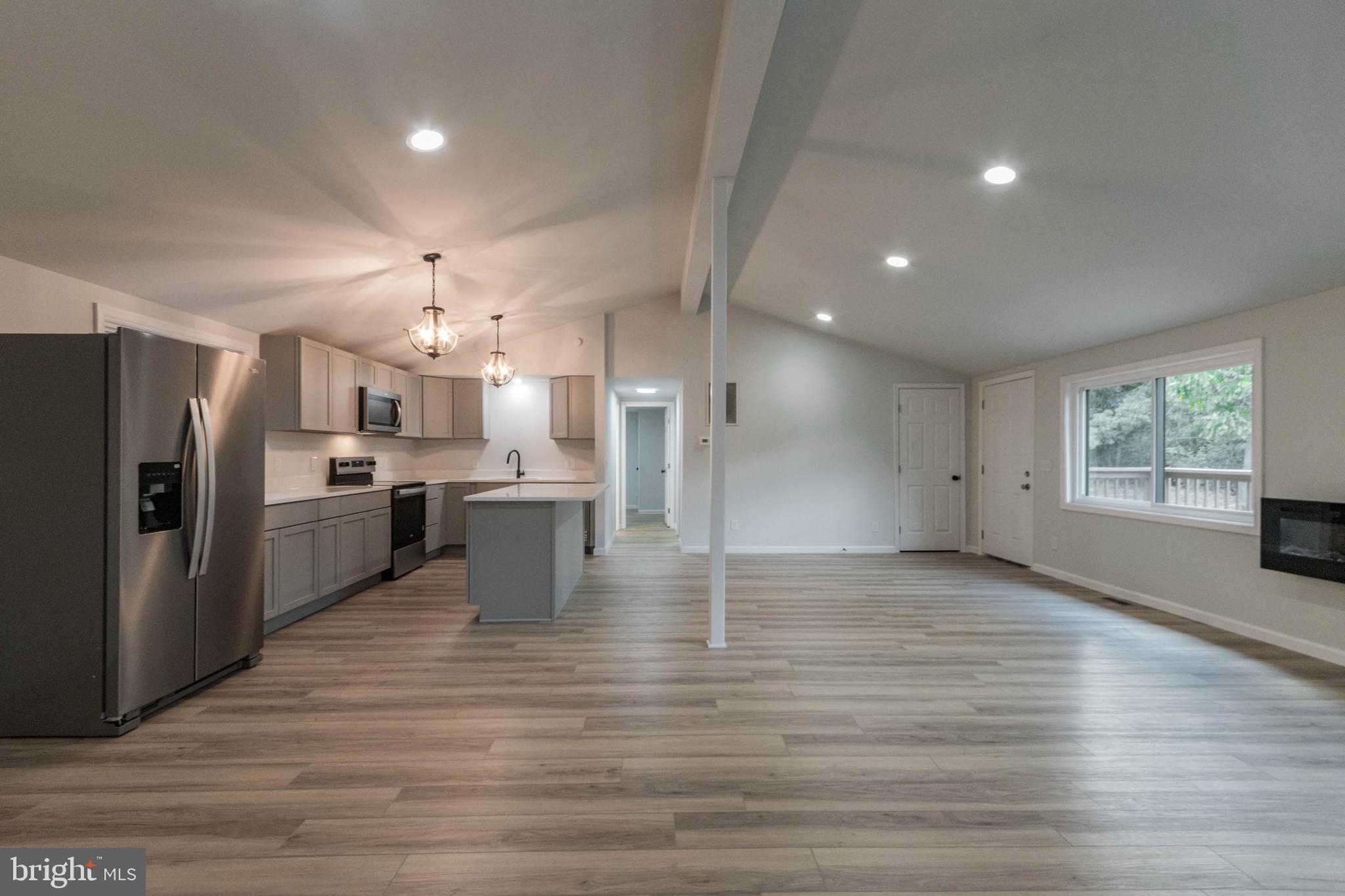 MONTEVALLO HILLS - Residential