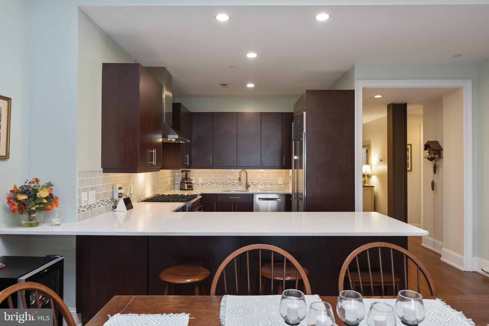 SOCIETY HILL - Residential