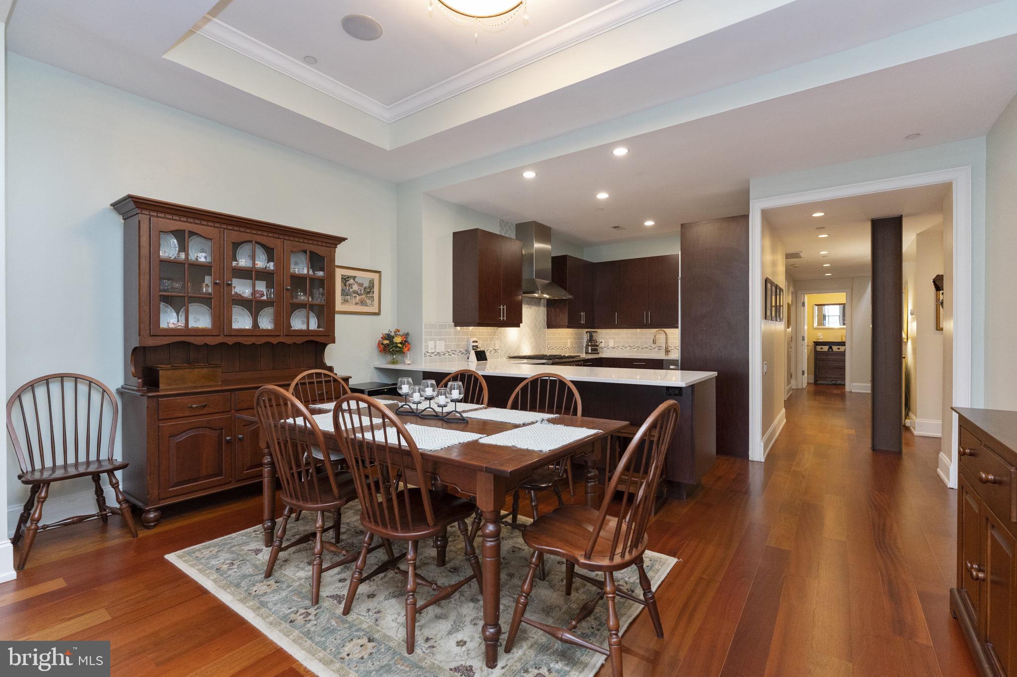 SOCIETY HILL - Residential