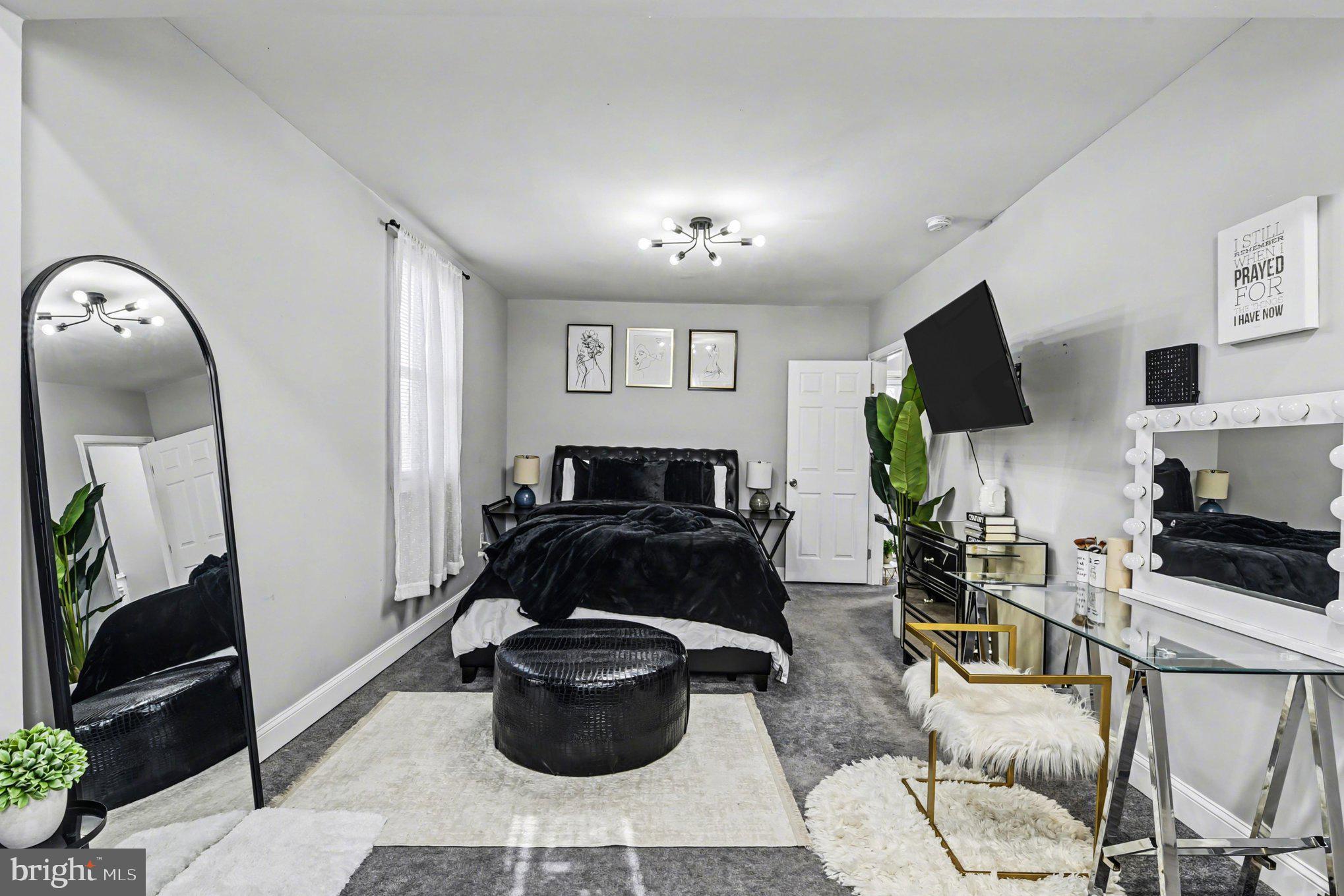 HOWARD PARK - Residential