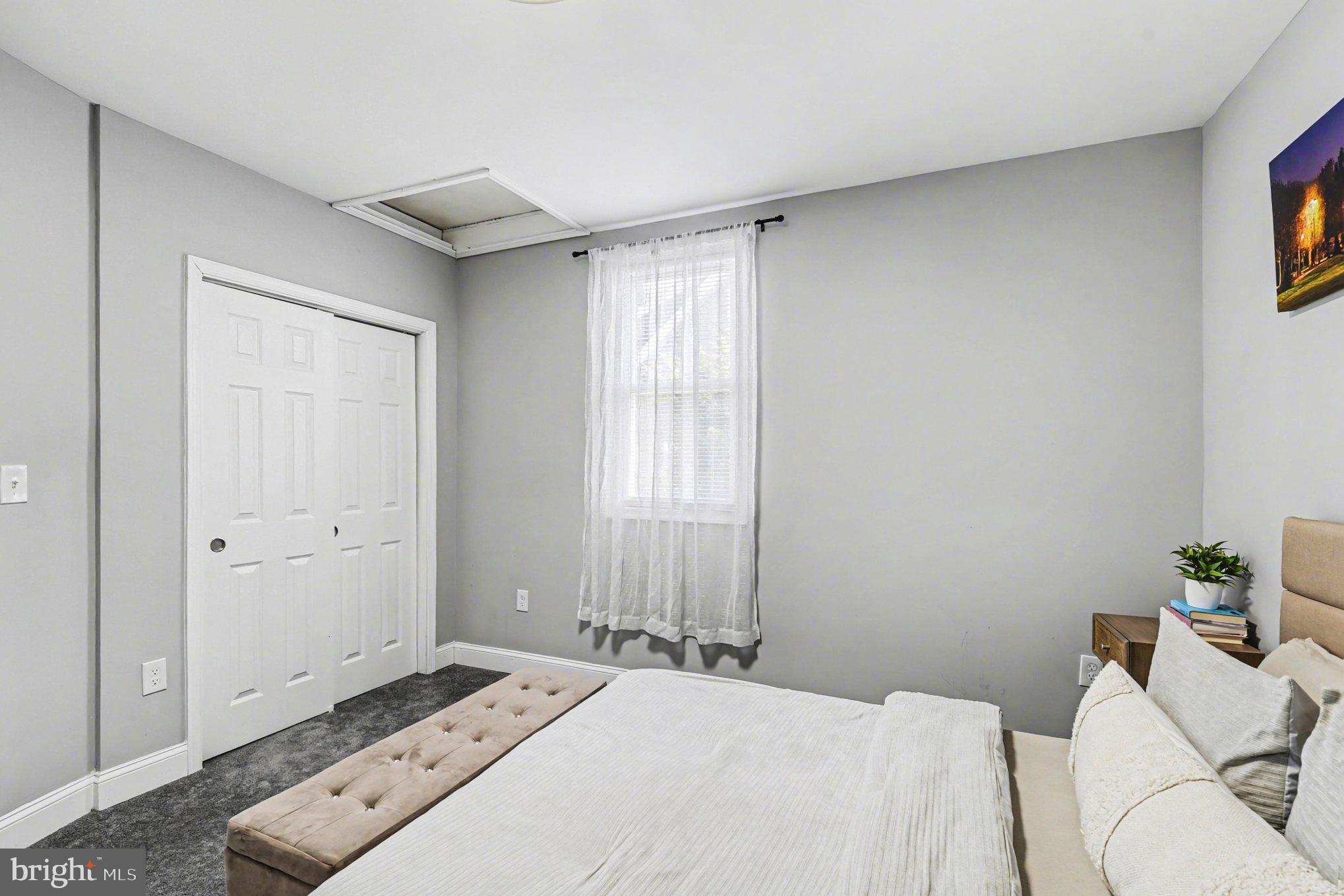 HOWARD PARK - Residential